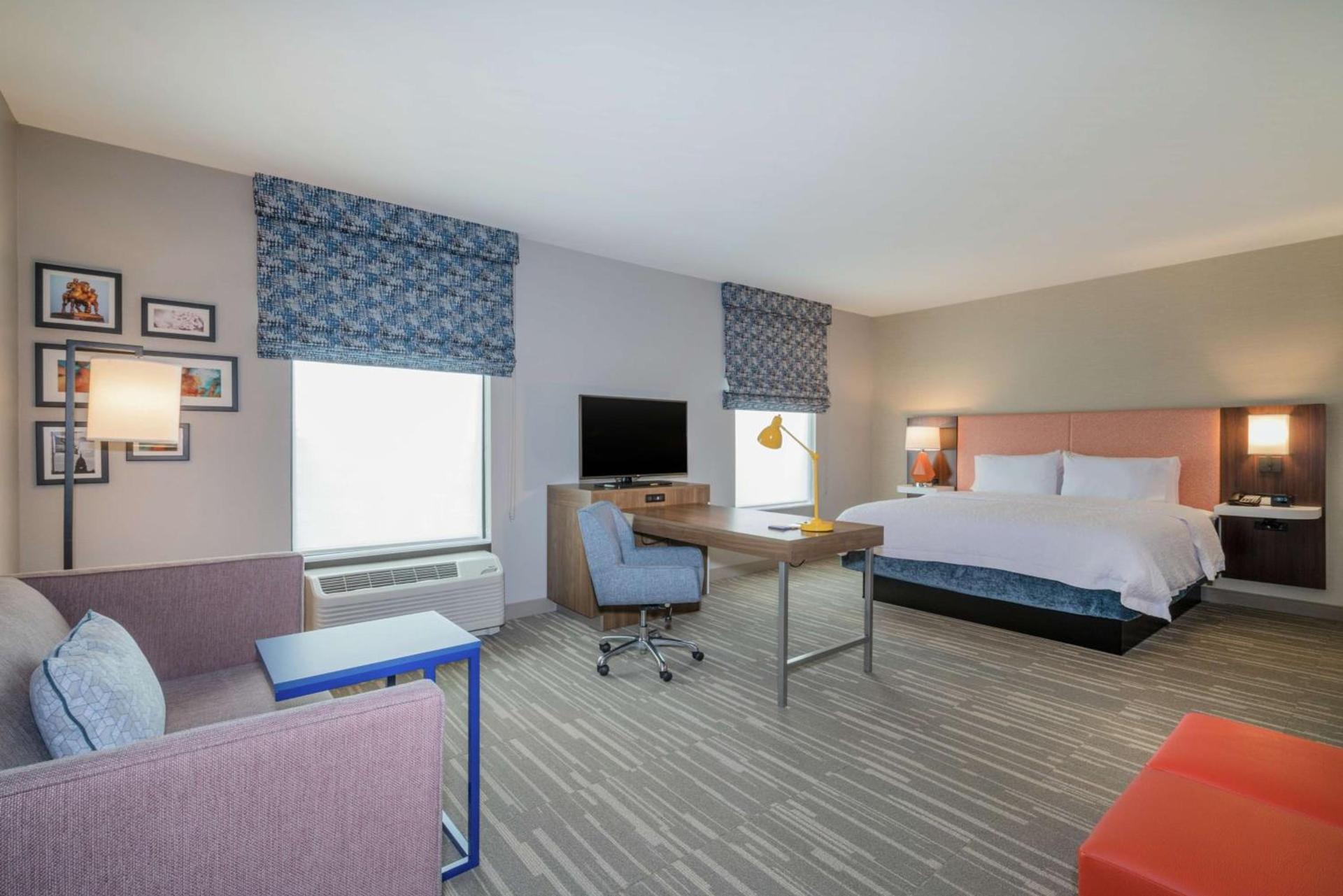 Hampton Inn & Suites Glenarden/Washington DC photo 25