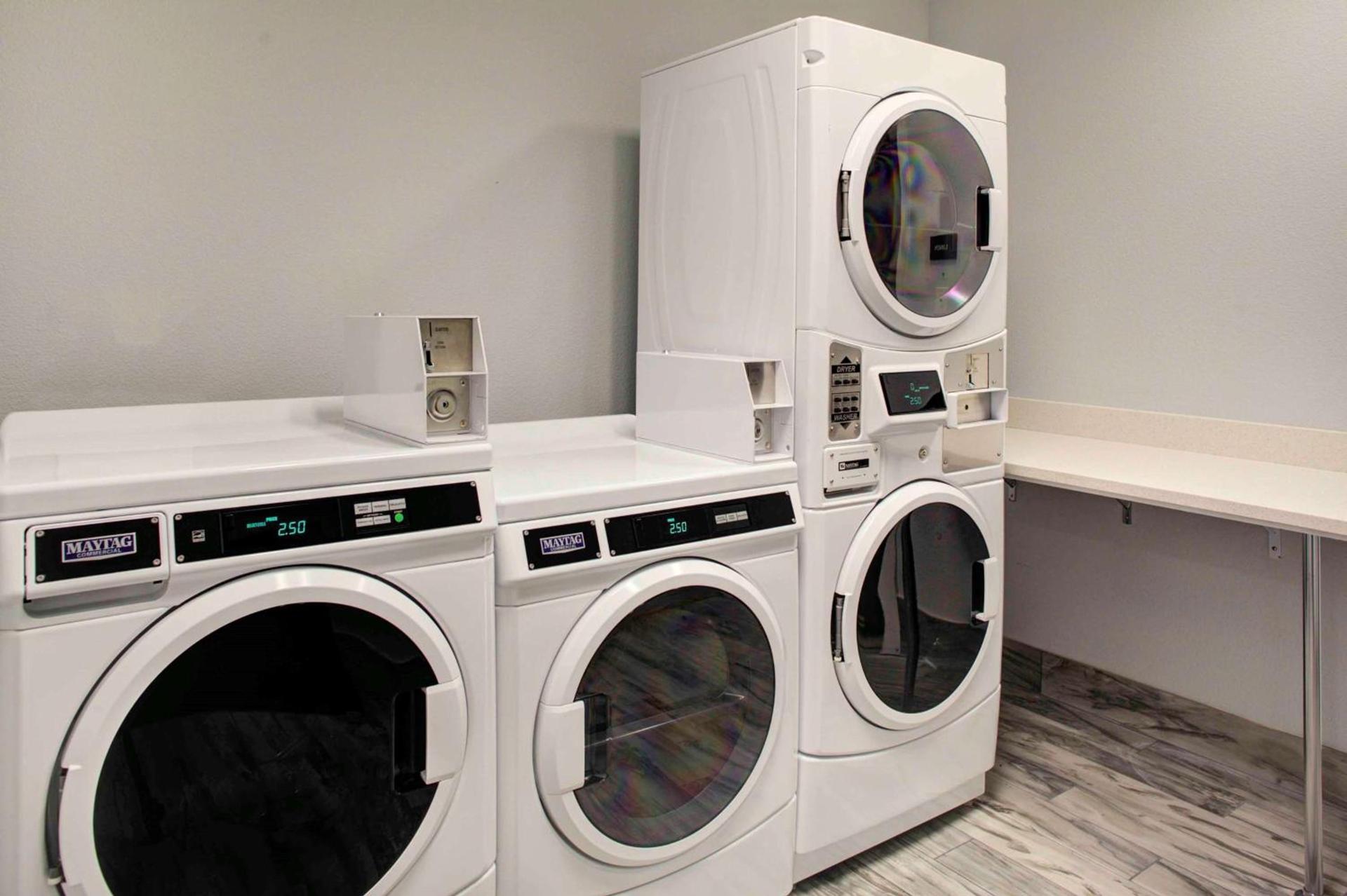 Hampton Inn Suites Flagstaff East photo 41