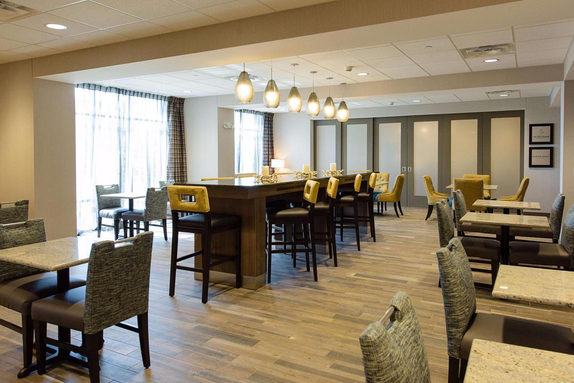 Hampton Inn Superior Duluth, Wi photo 8