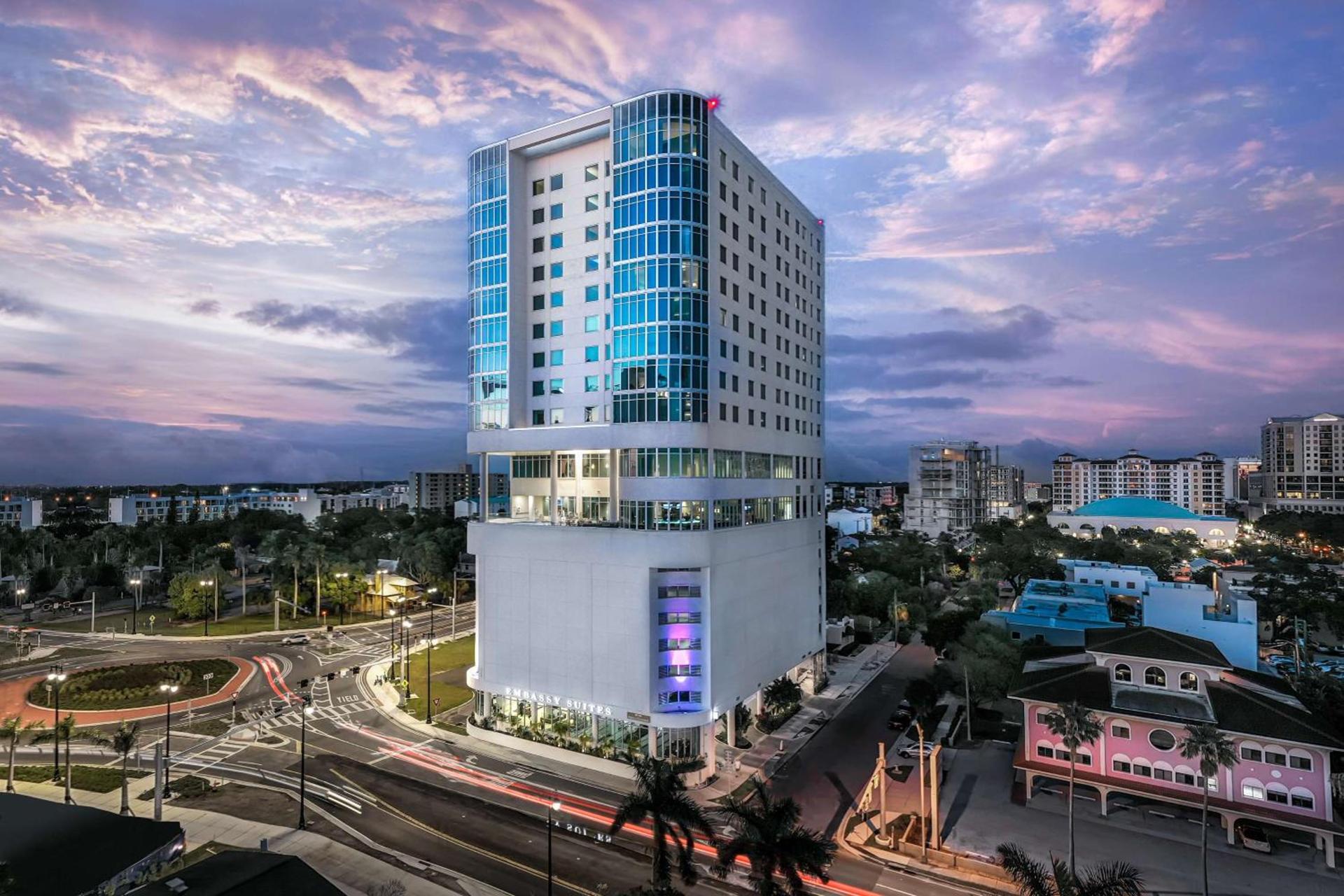Embassy Suites By Hilton Sarasota — hotel in Sarasota