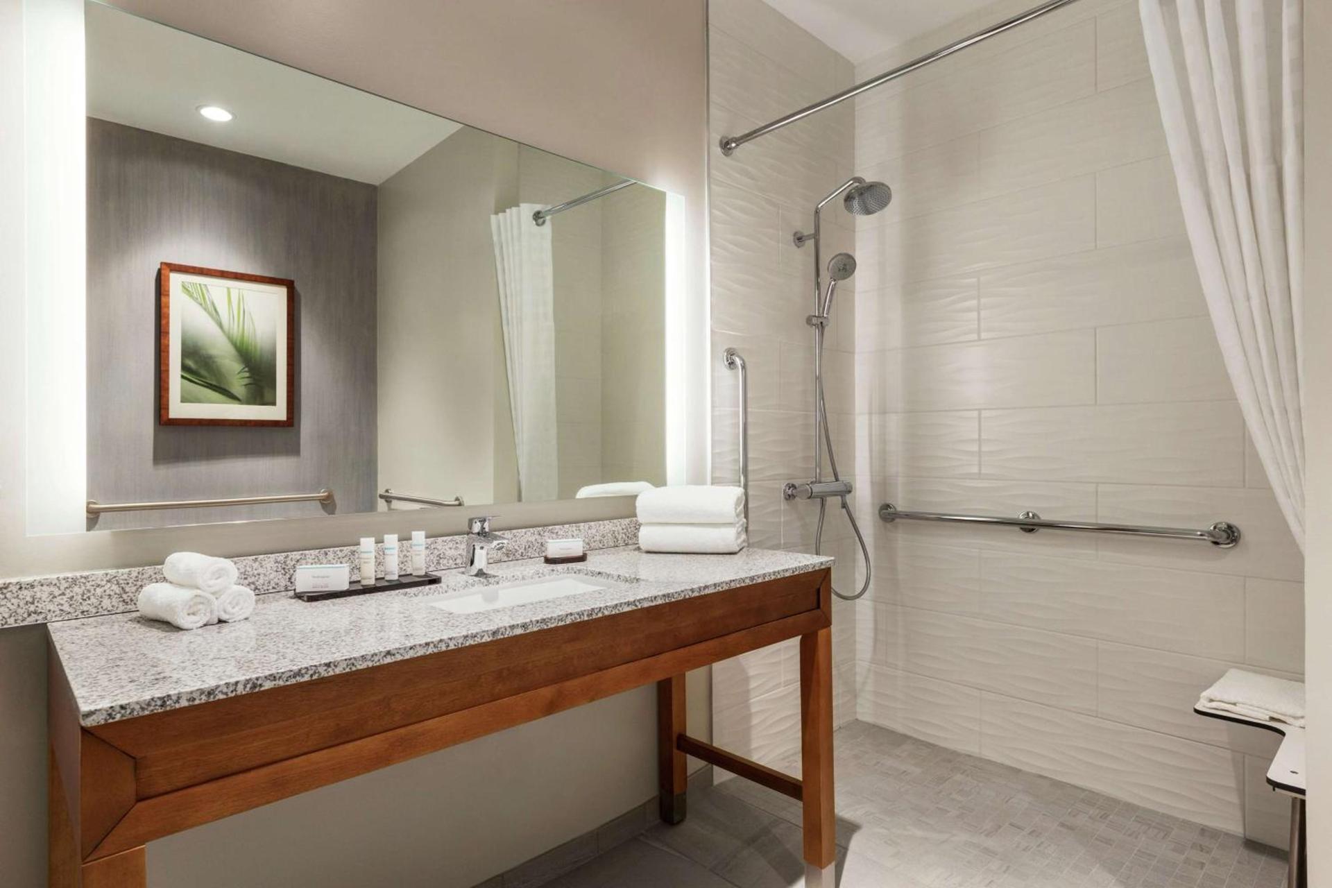 Embassy Suites By Hilton Sarasota photo 20