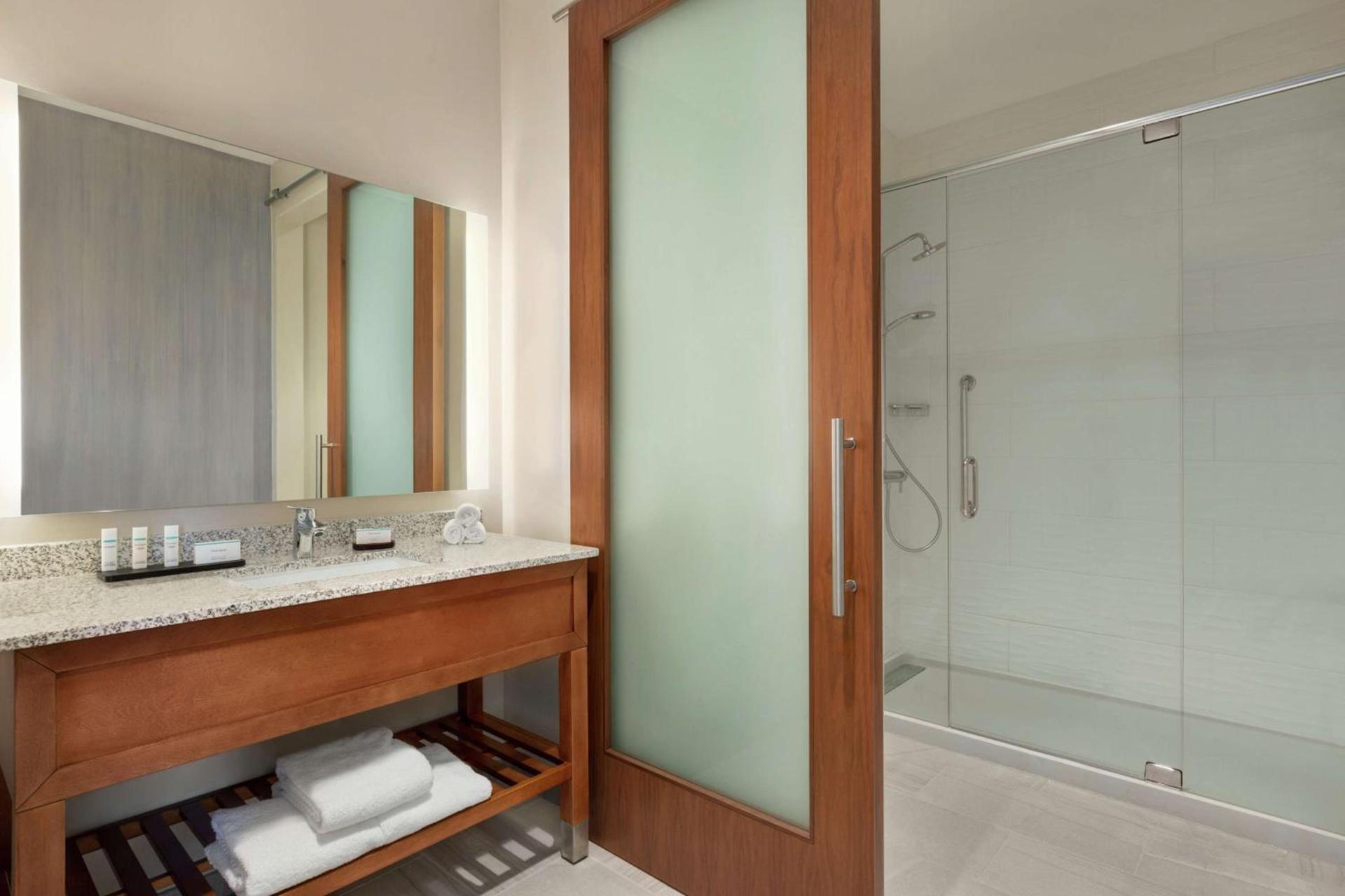 Embassy Suites By Hilton Sarasota photo 23