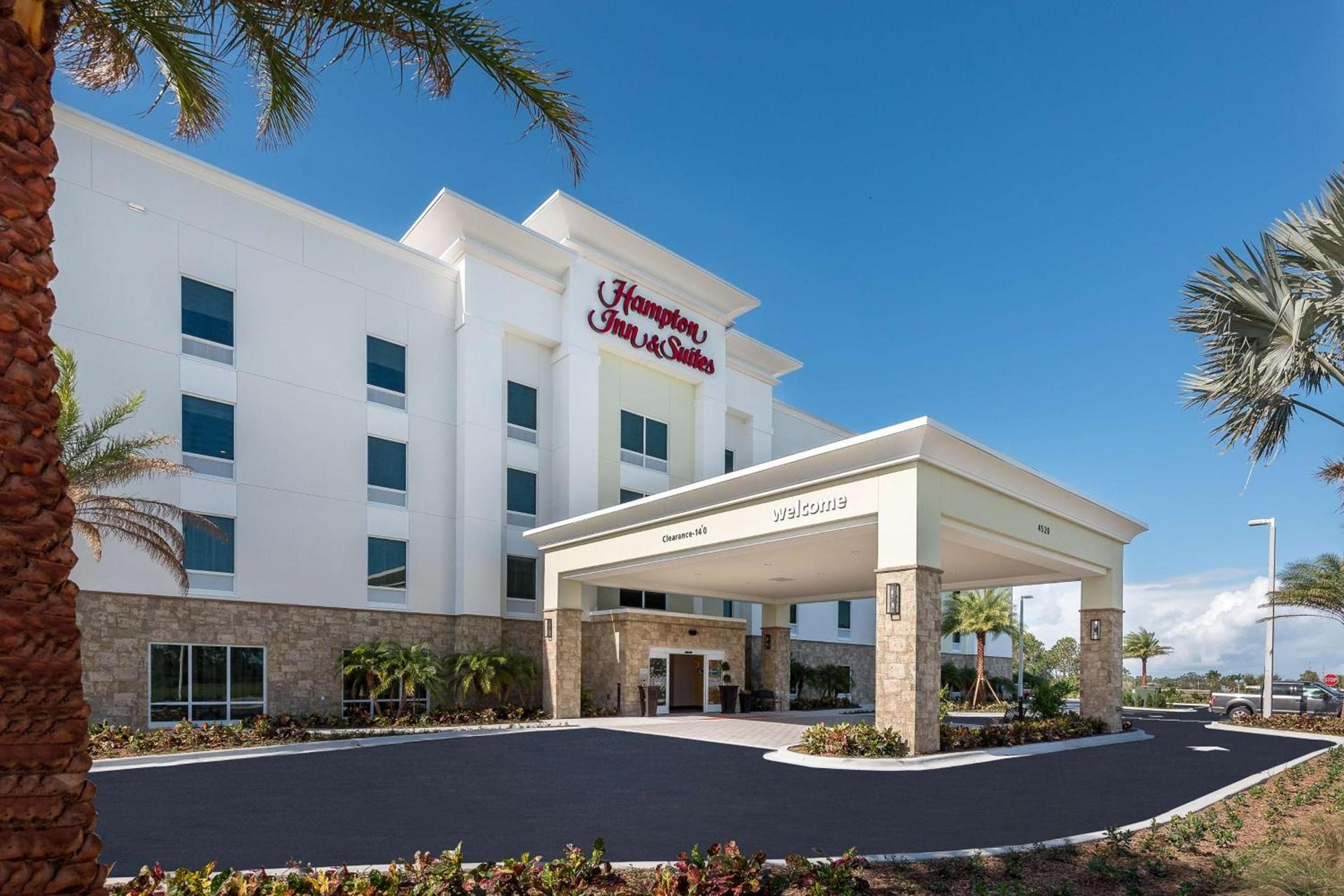 Hampton Inn & Suites West Melbourne-Palm Bay Road photo 2