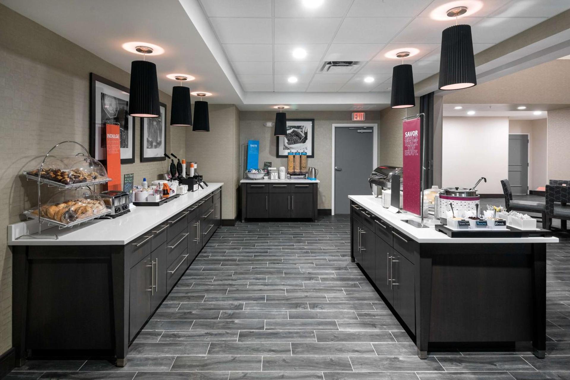 Hampton Inn & Suites West Melbourne-Palm Bay Road photo 8