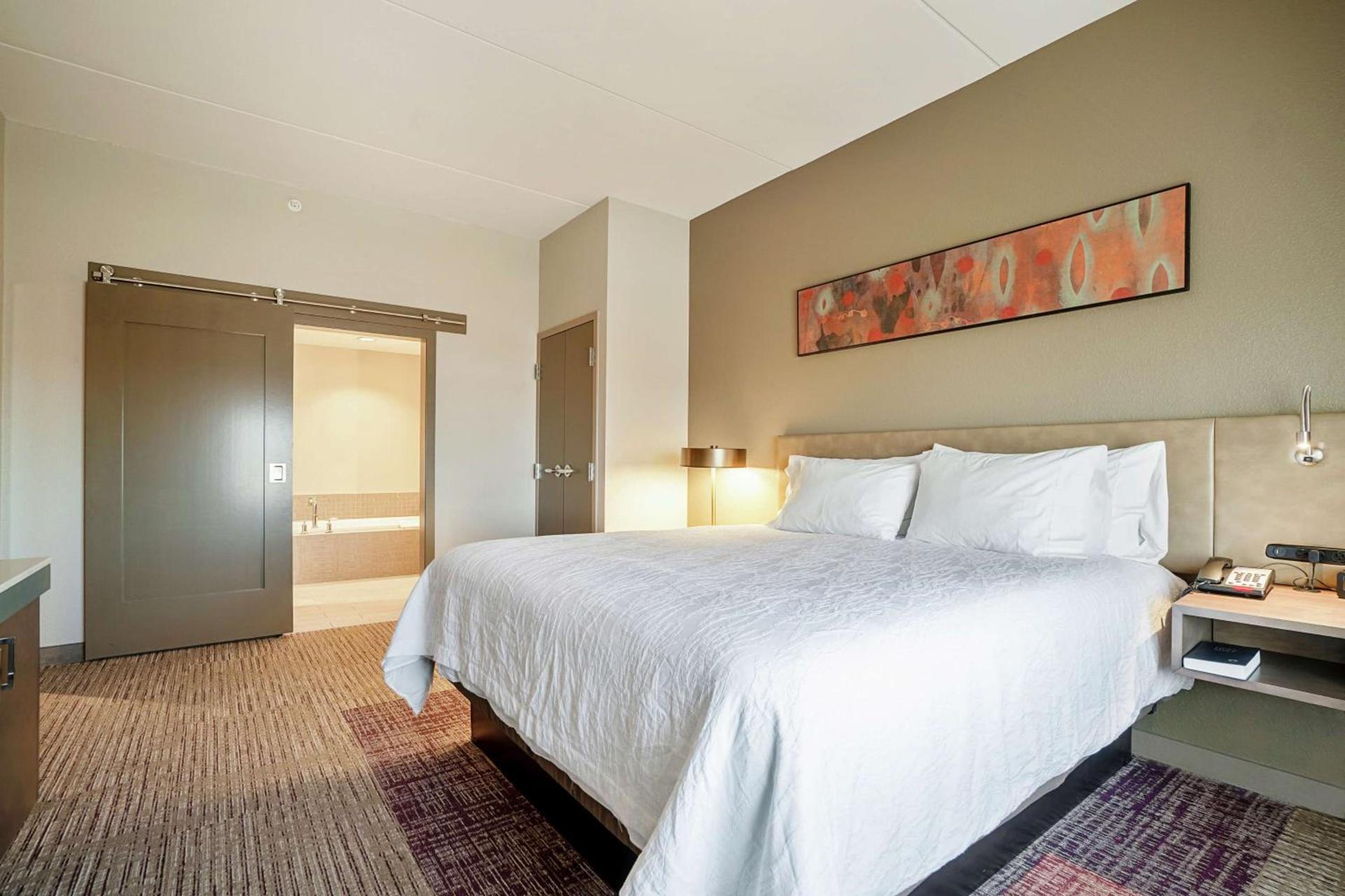 Hilton Garden Inn Edmond/Oklahoma City North photo 36