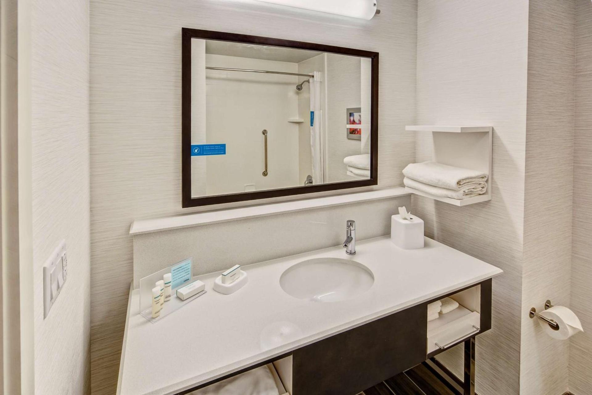 Hampton Inn & Suites Franklin Berry Farms, Tn photo 31