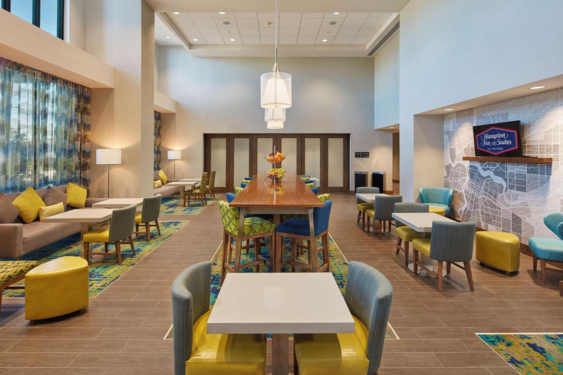 Hampton Inn & Suites Sacramento at CSUS photo 6