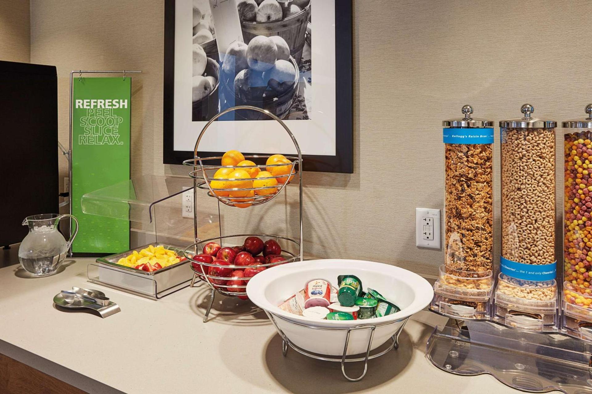 Hampton Inn & Suites Sacramento at CSUS photo 20