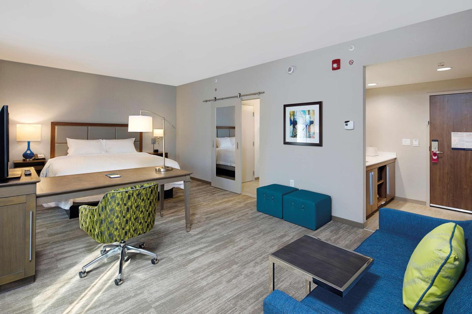 Hampton Inn & Suites Sacramento at CSUS photo 29
