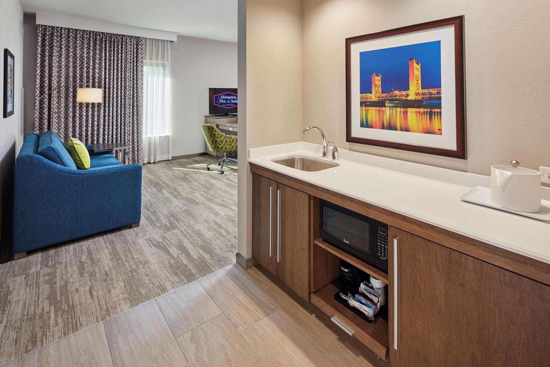 Hampton Inn & Suites Sacramento at CSUS photo 48
