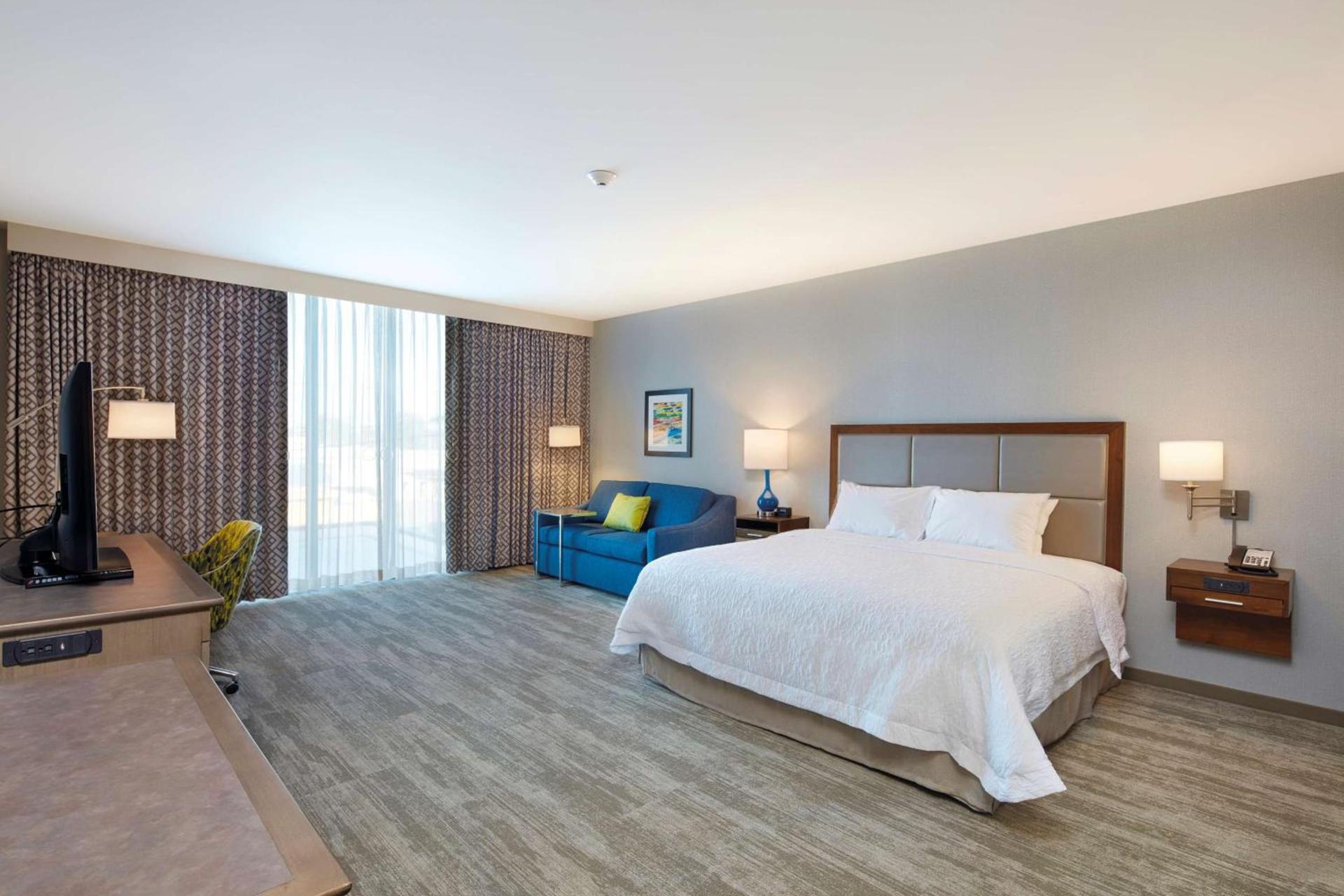Hampton Inn & Suites Sacramento at CSUS photo 49