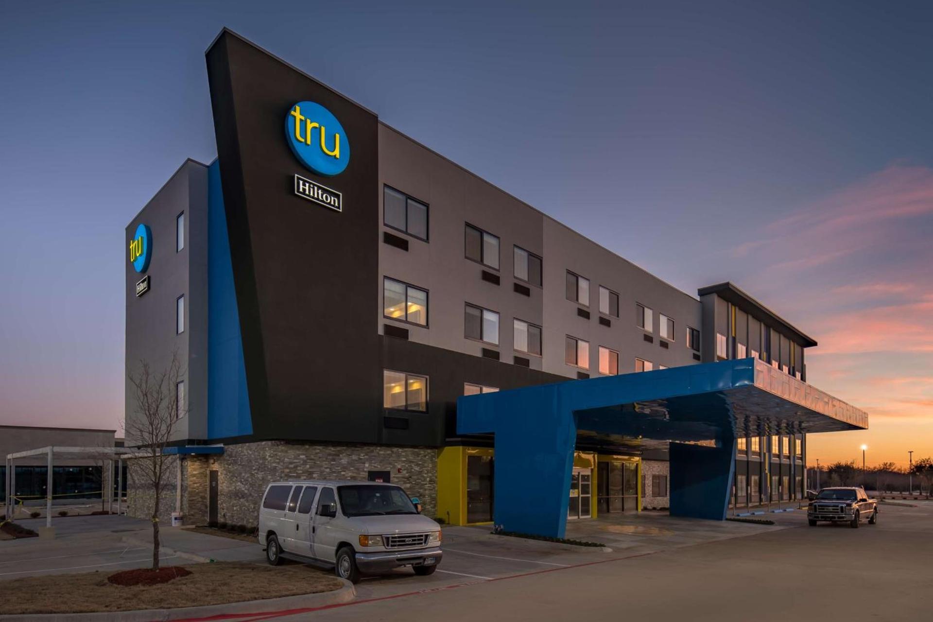Tru by Hilton Garland Richardson photo 3