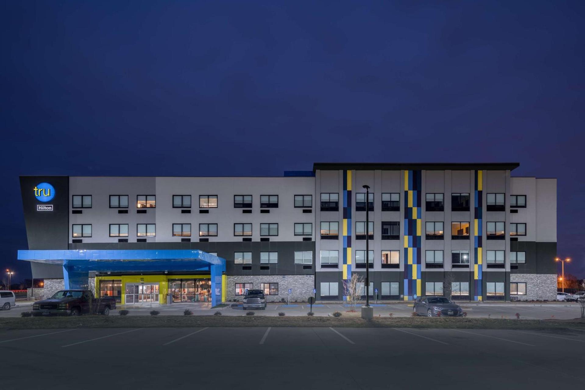 Tru by Hilton Garland Richardson photo 4