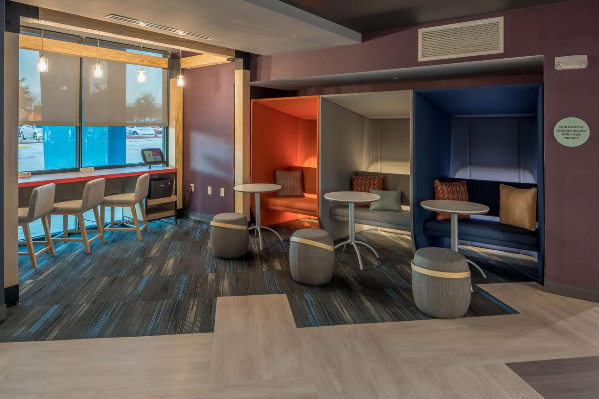 Tru by Hilton Garland Richardson photo 7