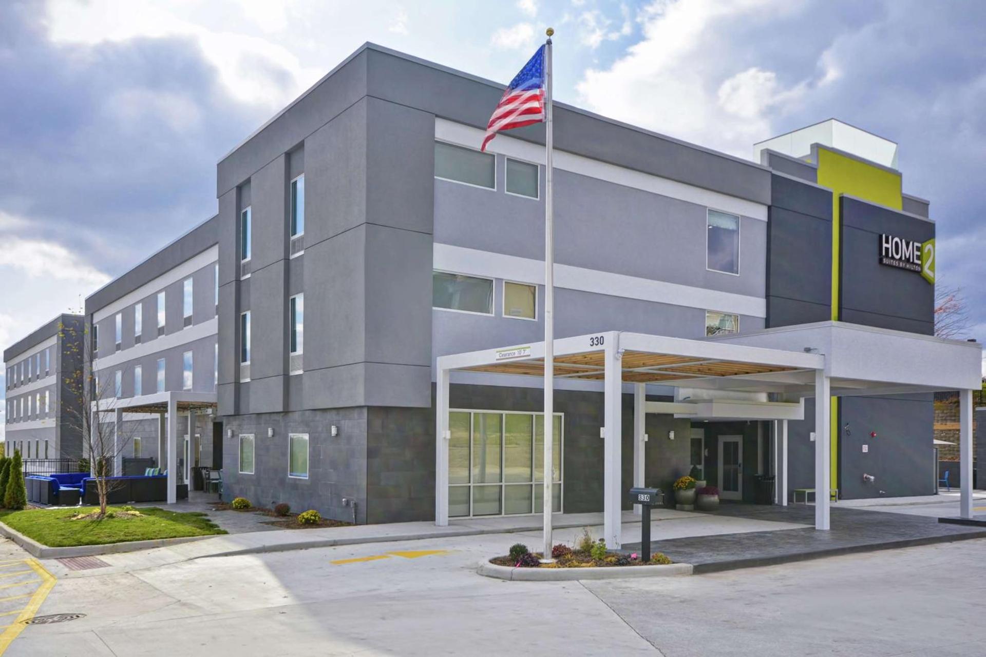Home2 Suites By Hilton Grand Rapids North photo 1