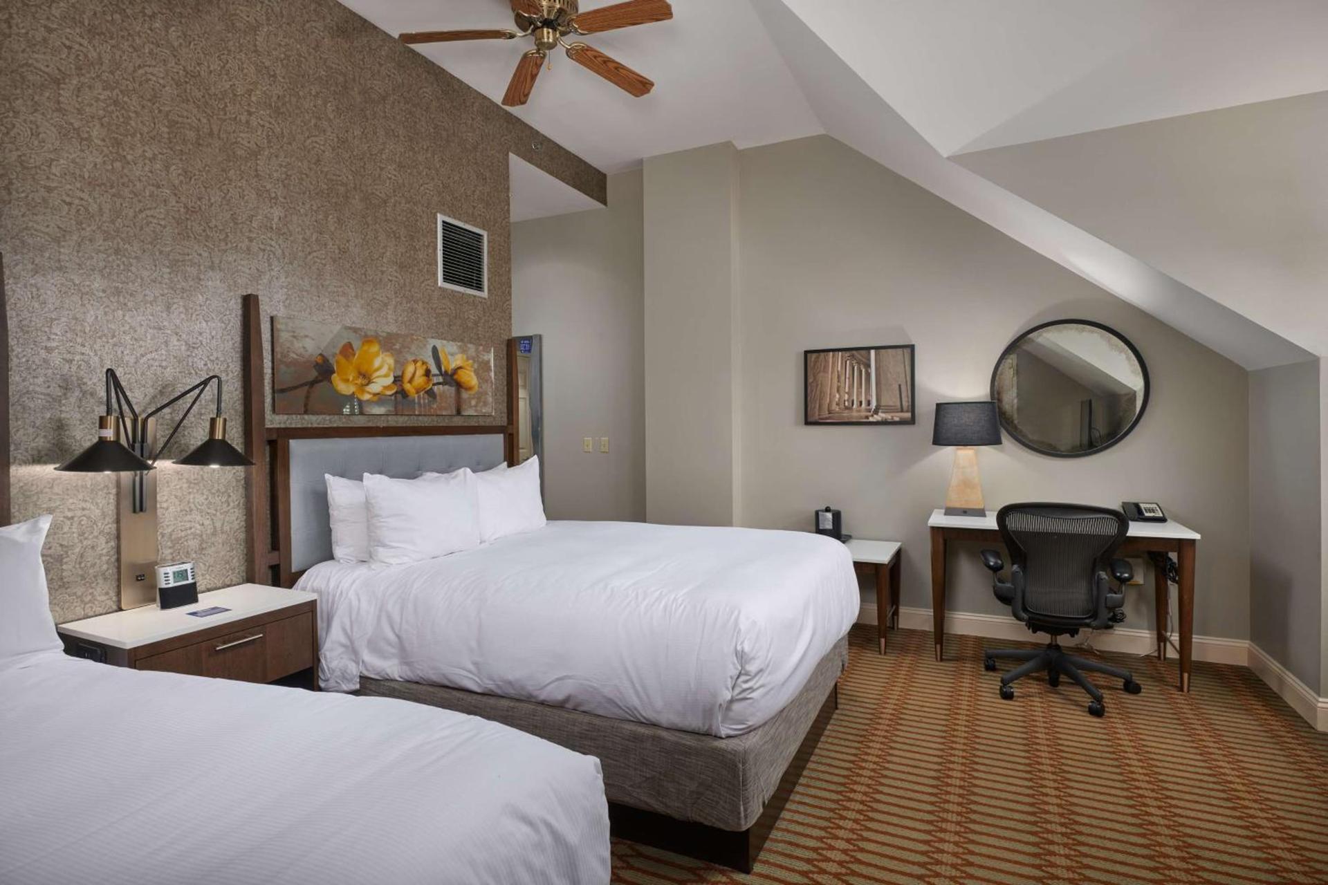 Virginia Crossings Hotel, Tapestry Collection by Hilton photo 21