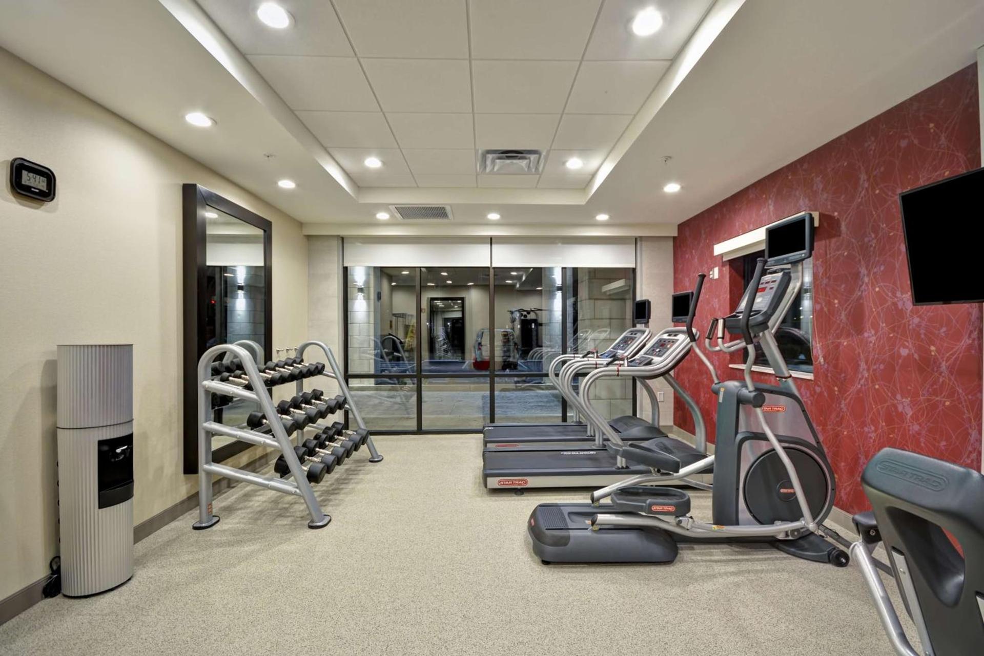 Home2 Suites By Hilton Columbus Airport East Broad photo 16