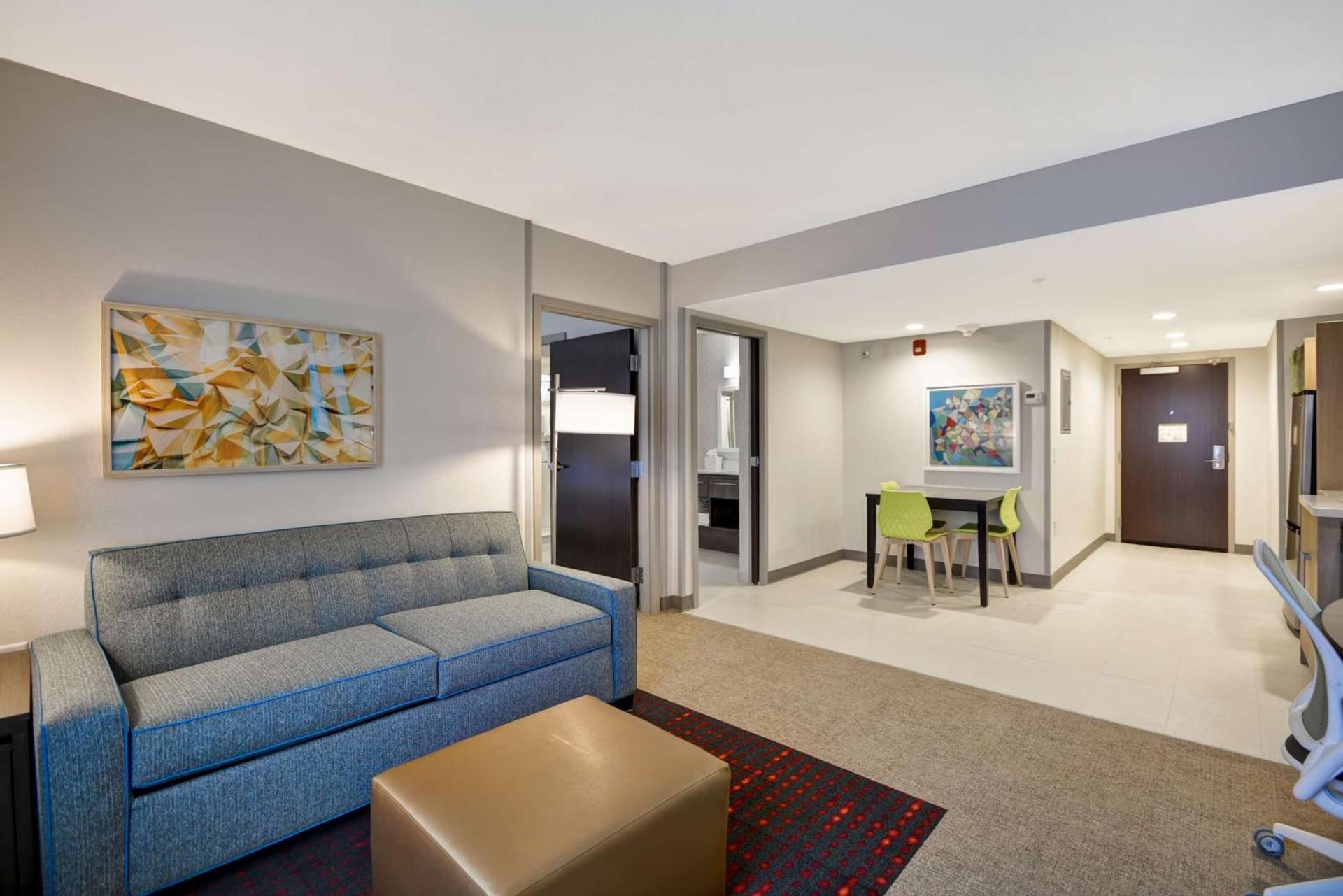 Home2 Suites By Hilton Columbus Airport East Broad photo 21
