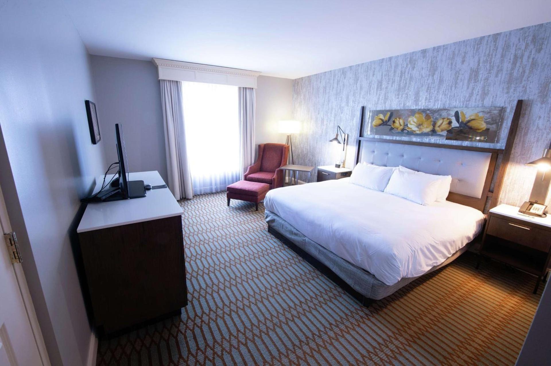 Virginia Crossings Hotel, Tapestry Collection by Hilton photo 25