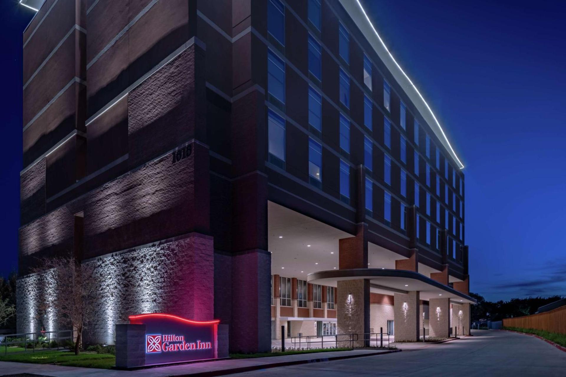 Hilton Garden Inn Dallas At Hurst Conference Center photo 5