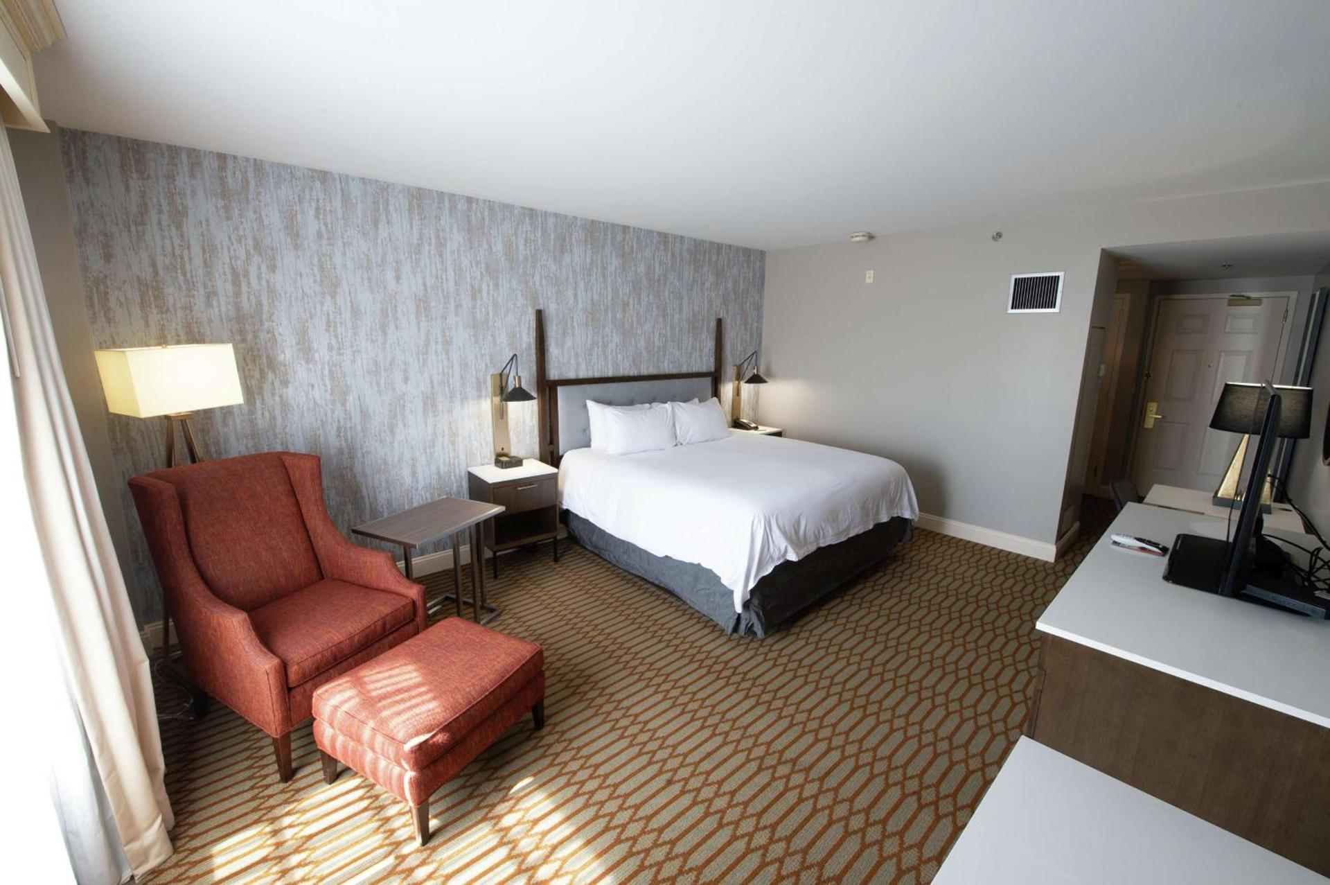 Virginia Crossings Hotel, Tapestry Collection by Hilton photo 34