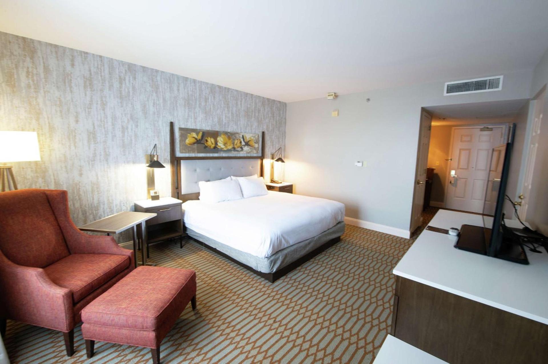 Virginia Crossings Hotel, Tapestry Collection by Hilton photo 35