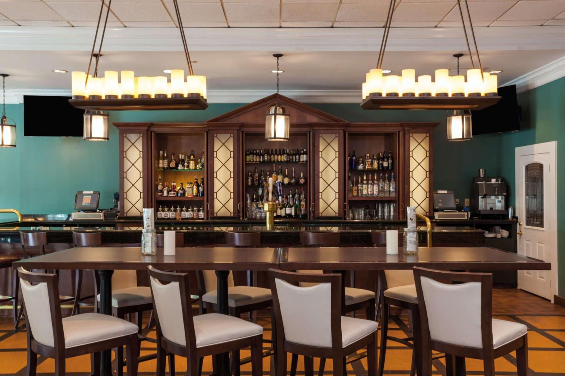 Virginia Crossings Hotel, Tapestry Collection by Hilton photo 42