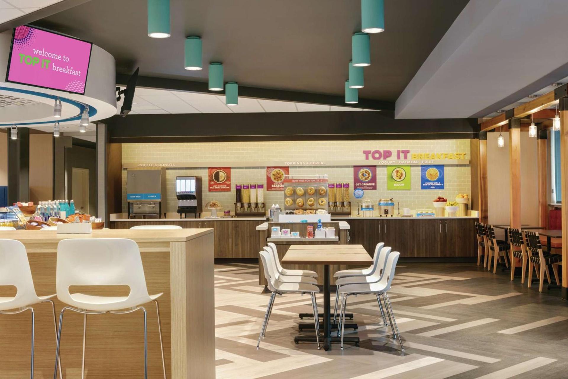 Tru By Hilton Williamsville Buffalo Airport photo 7