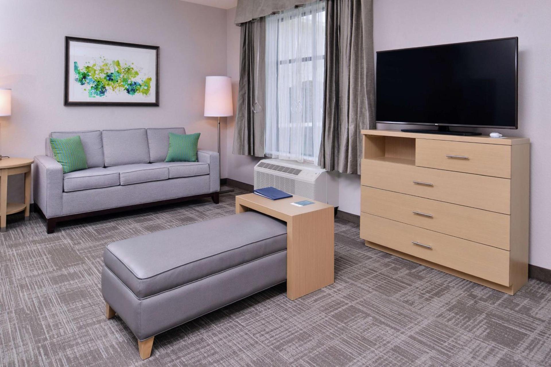 Homewood Suites Des Moines Airport photo 54