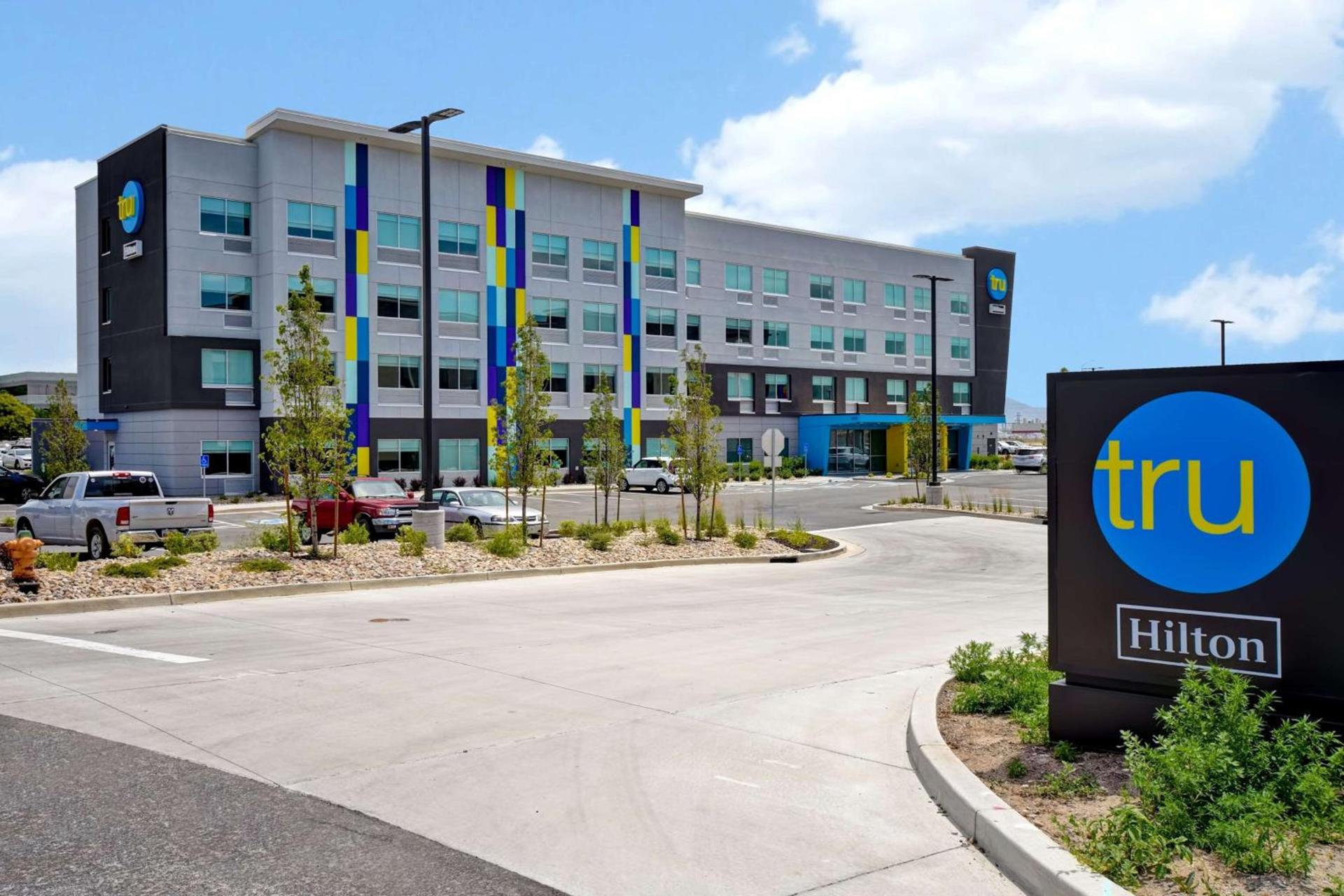 Tru By Hilton Salt Lake City Airport photo 3