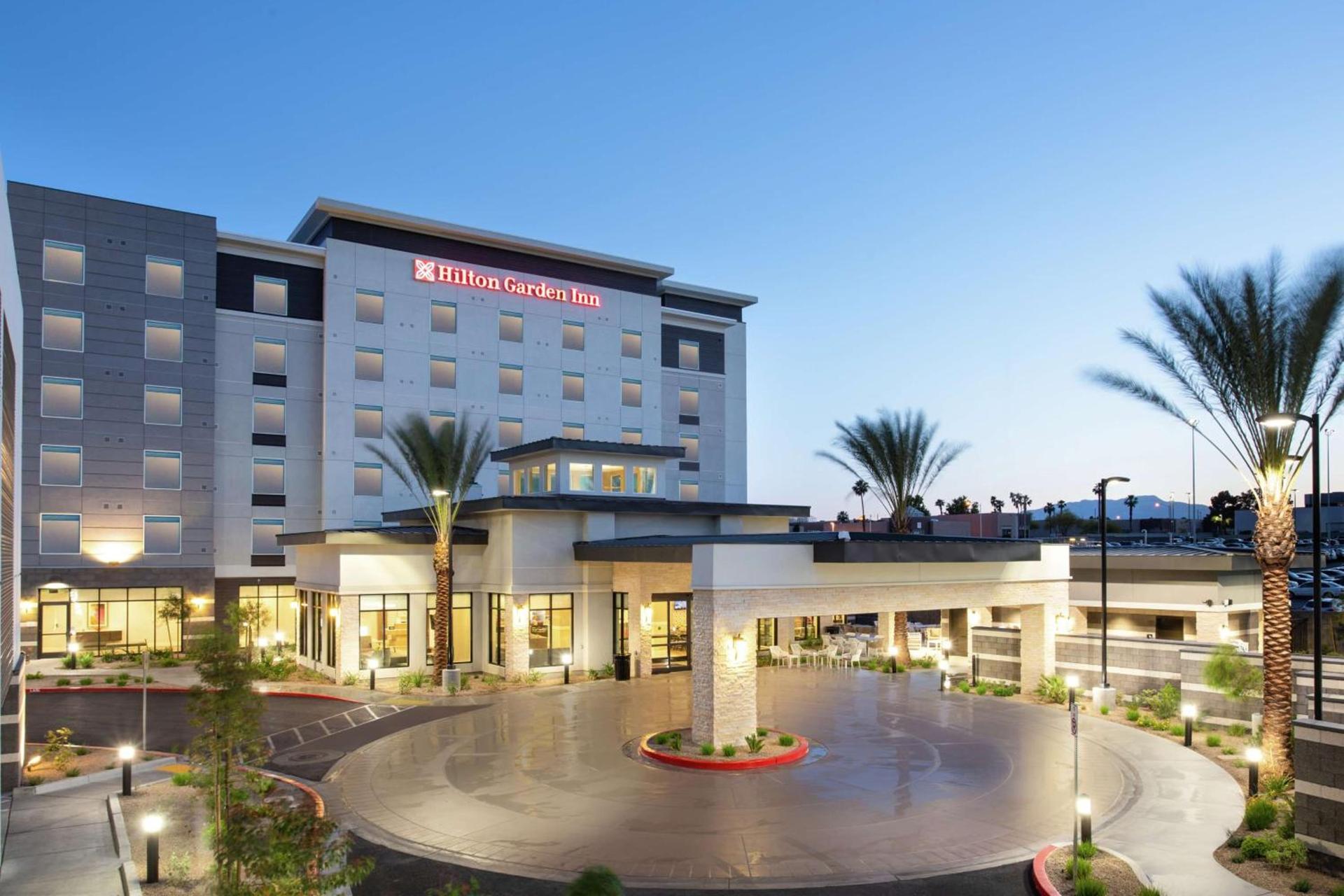 Hilton Garden Inn Las Vegas City Center photo 1