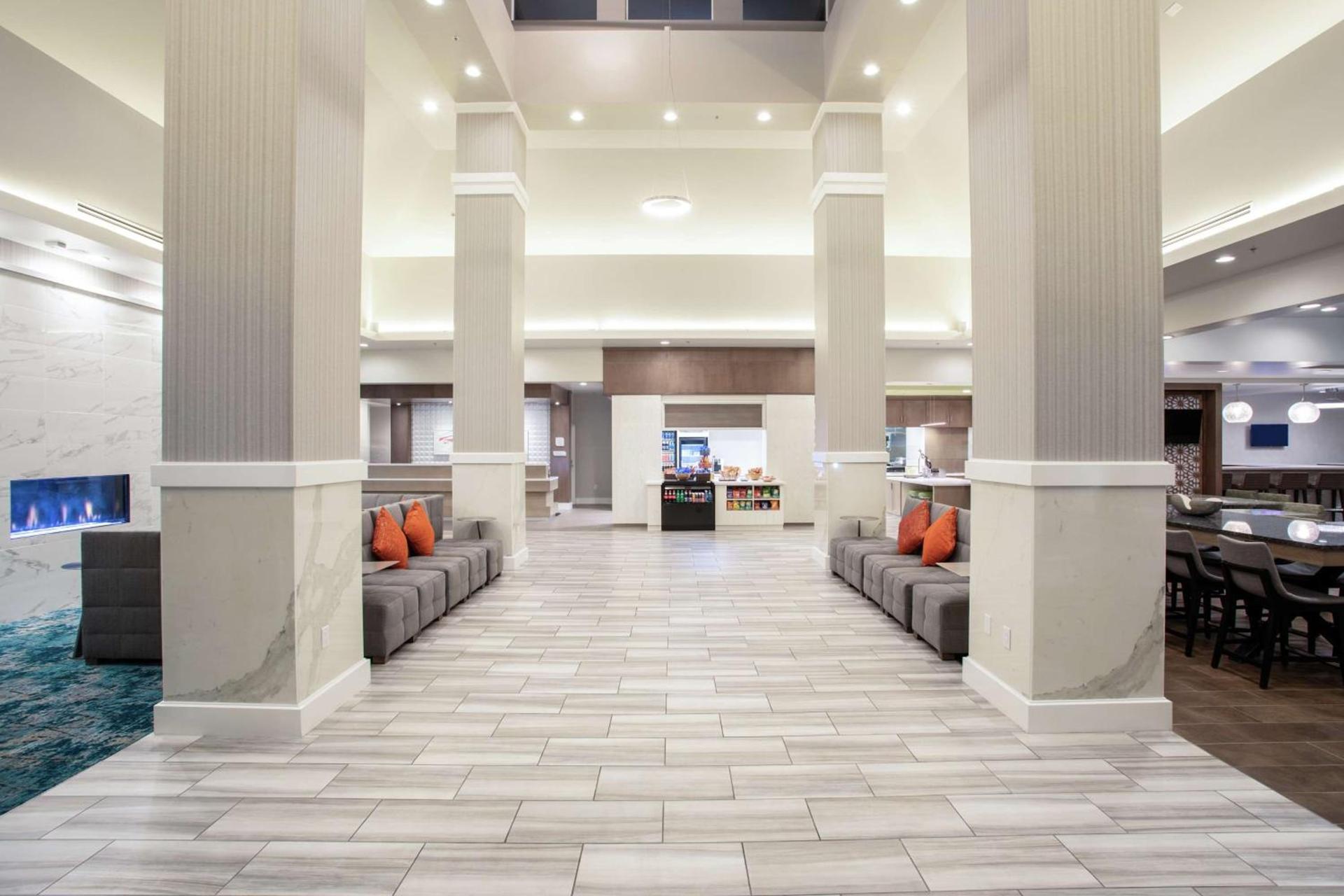 Hilton Garden Inn Las Vegas City Center photo 9