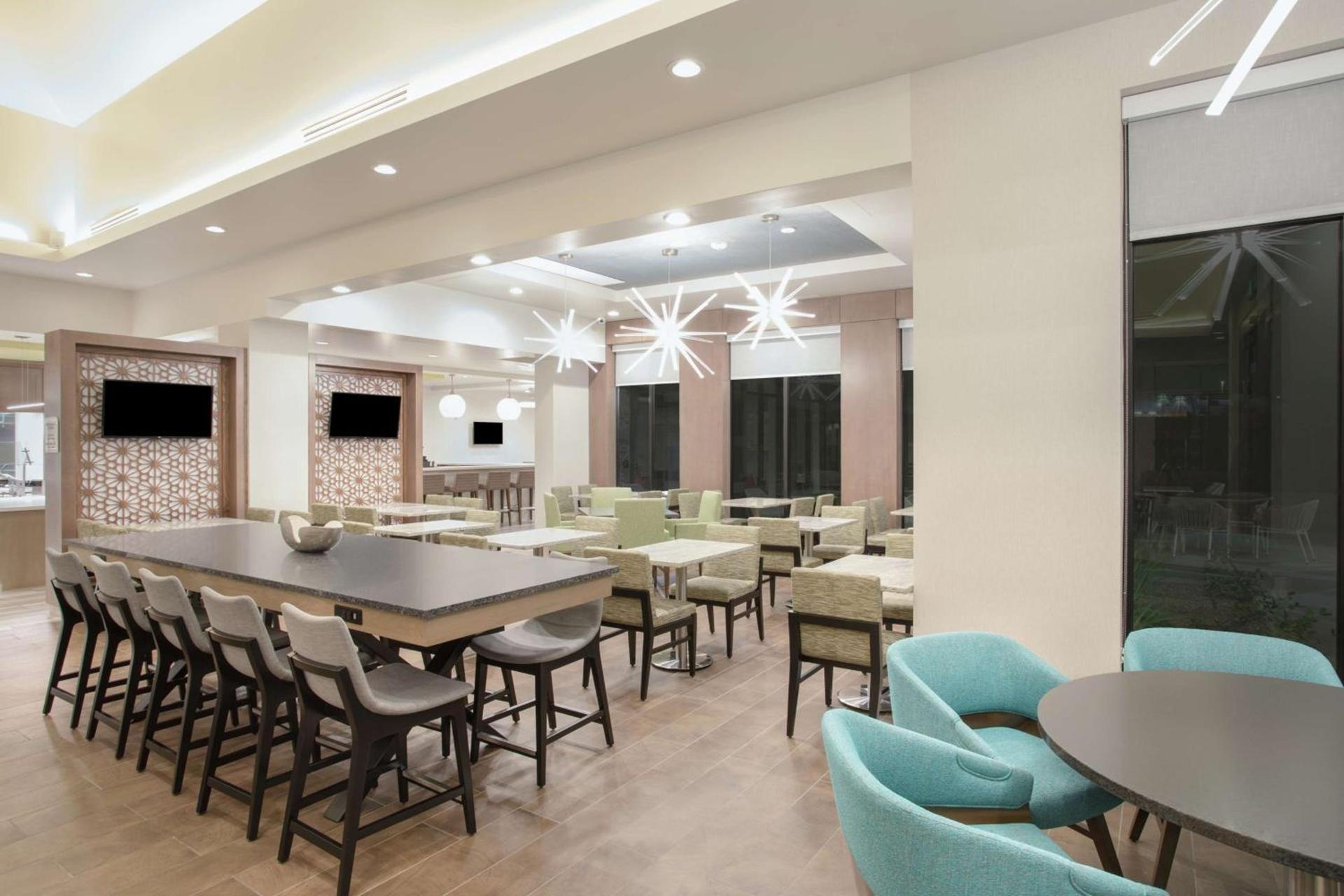 Hilton Garden Inn Las Vegas City Center photo 13