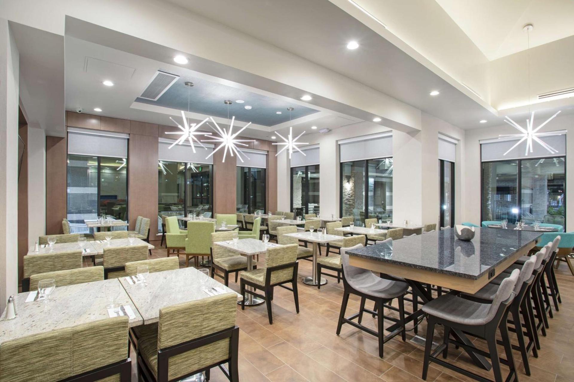 Hilton Garden Inn Las Vegas City Center photo 14
