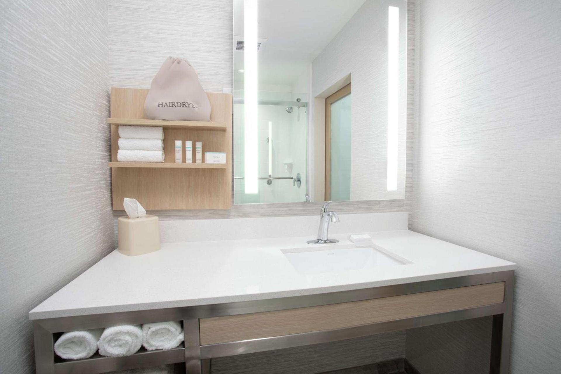 Hilton Garden Inn Las Vegas City Center photo 25