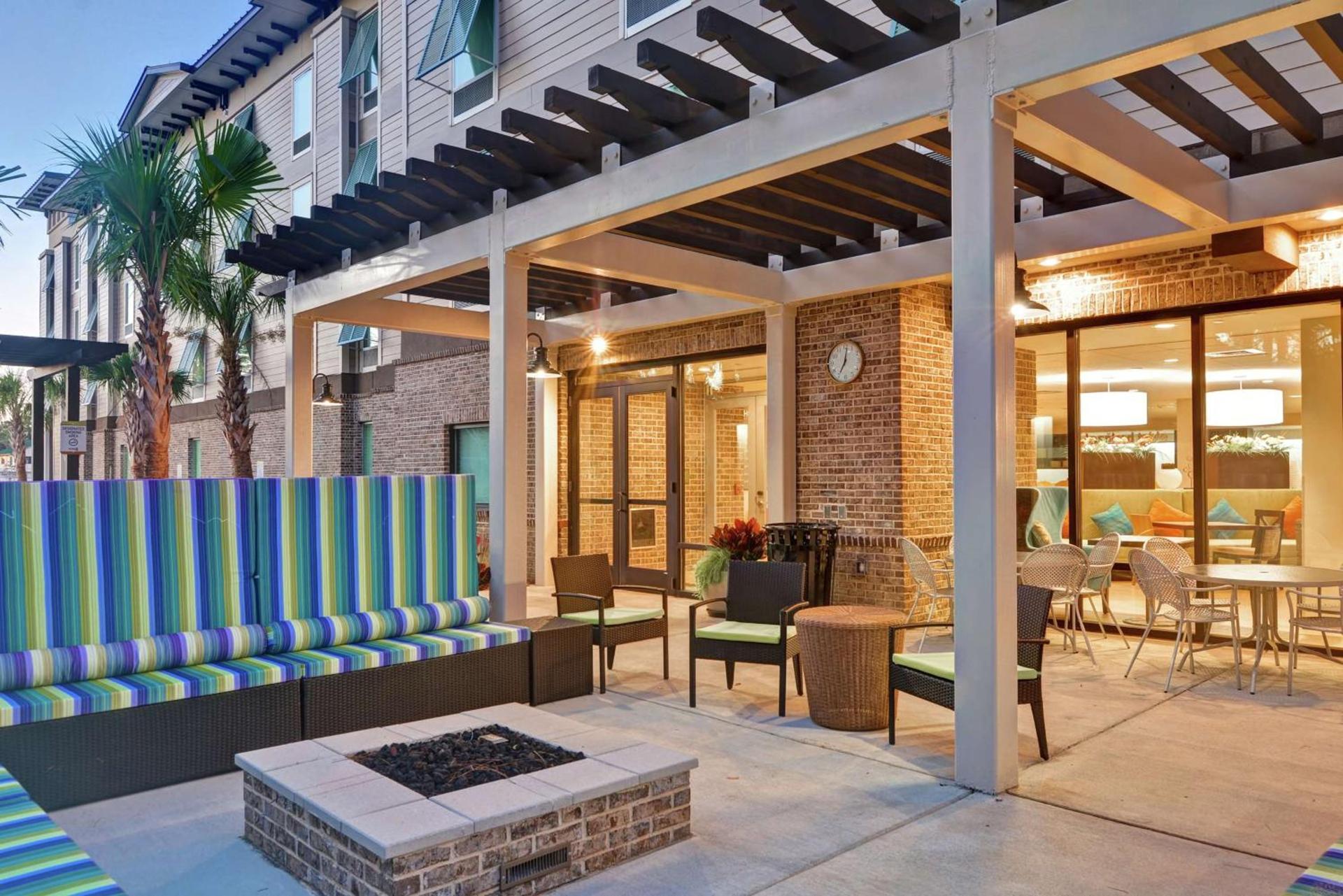 Home2 Suites By Hilton Hilton Head photo 3