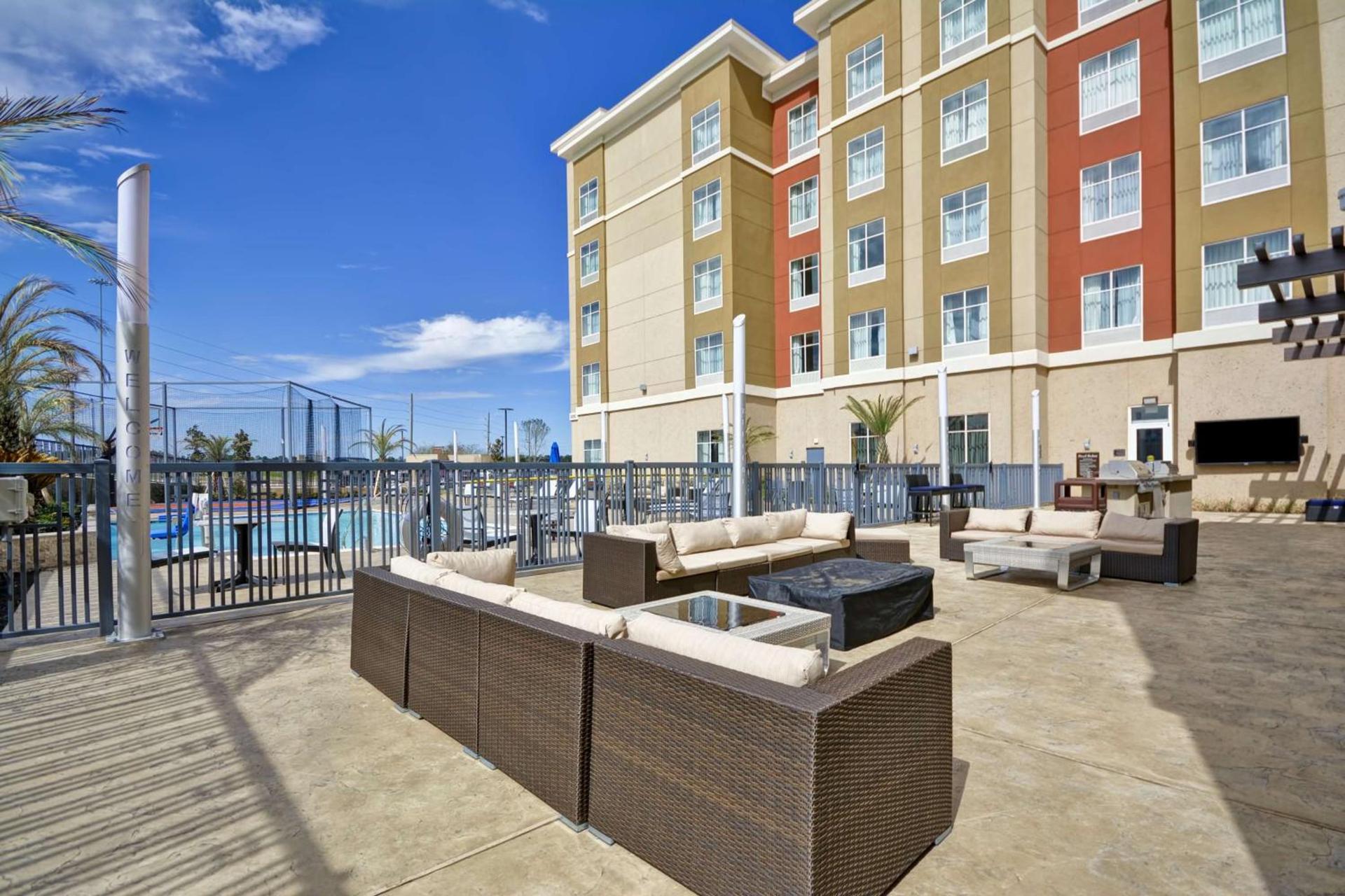 Homewood Suites by Hilton Conroe photo 2