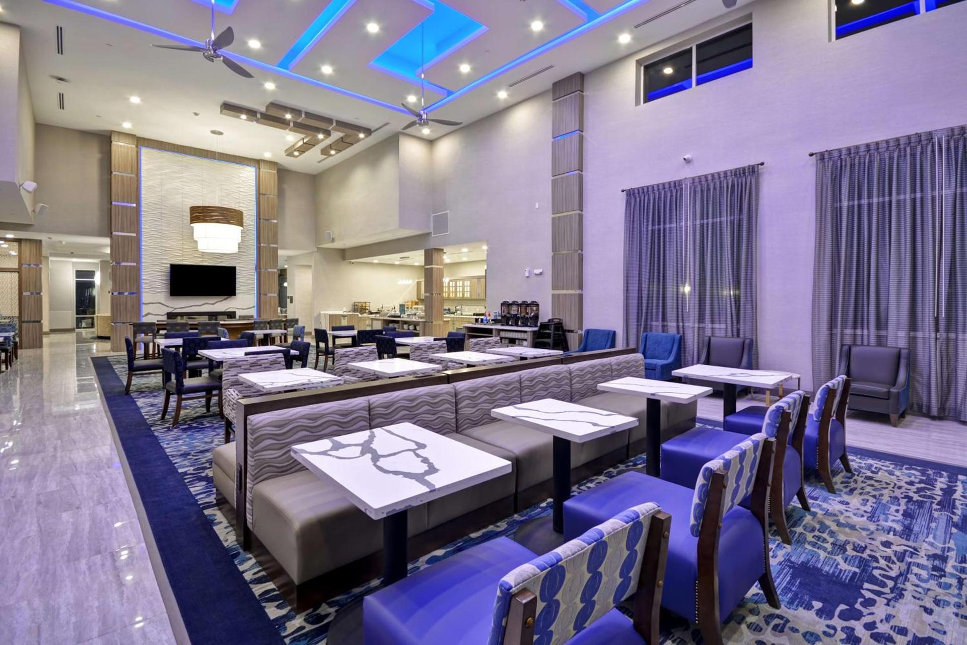Homewood Suites by Hilton Conroe photo 6