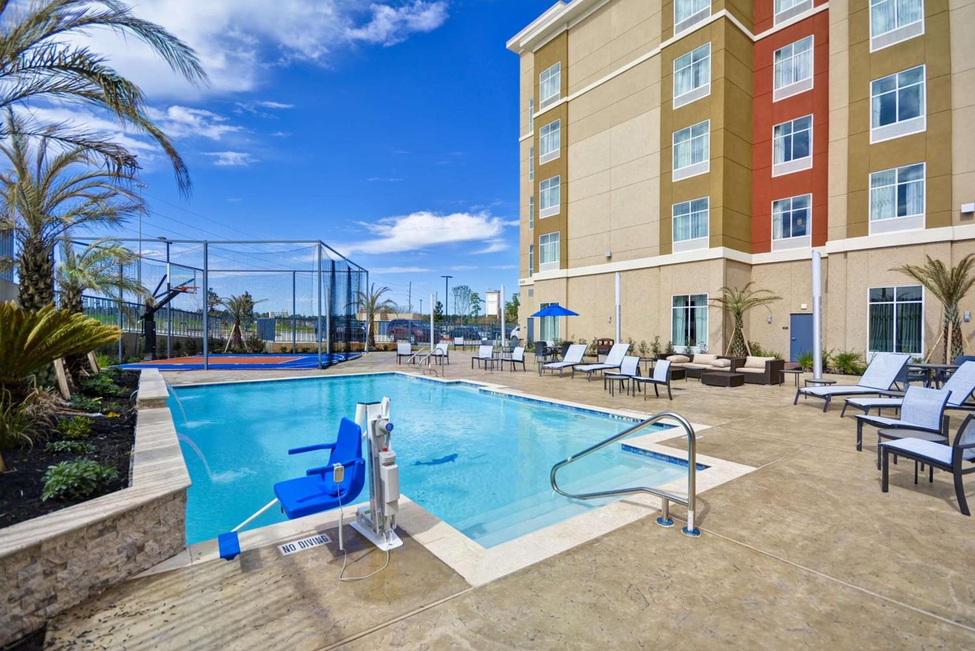 Homewood Suites by Hilton Conroe photo 7