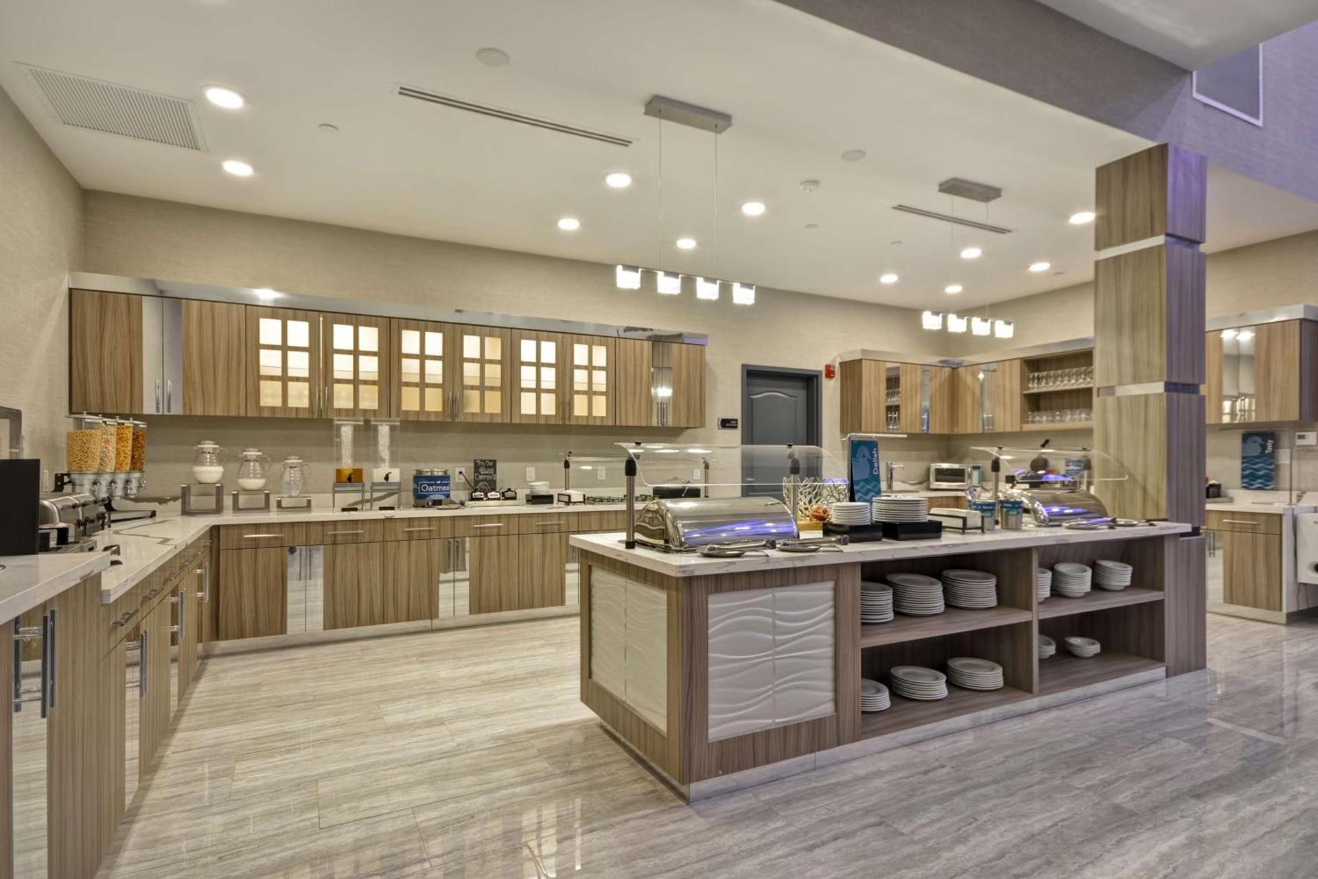 Homewood Suites by Hilton Conroe photo 9