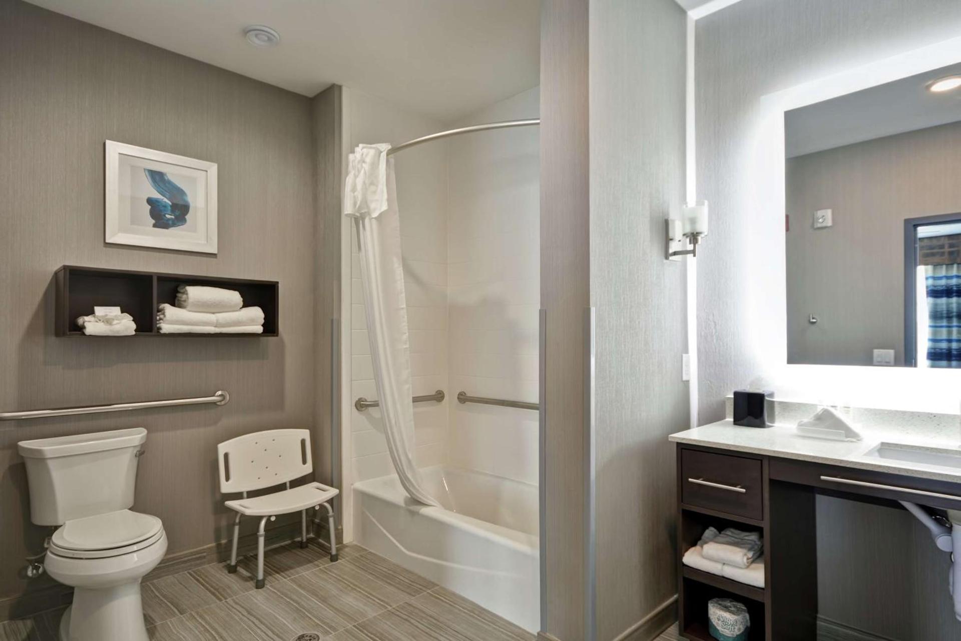 Homewood Suites by Hilton Conroe photo 11