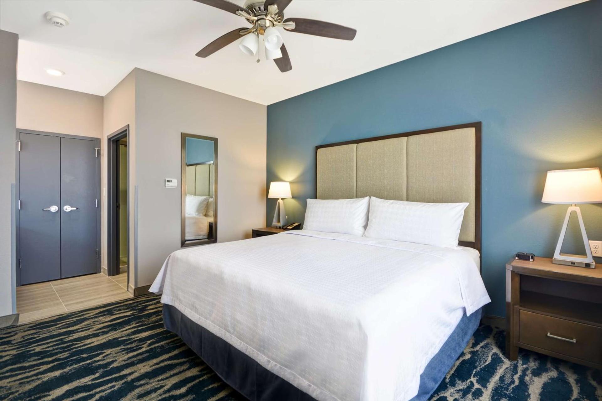 Homewood Suites by Hilton Conroe photo 14