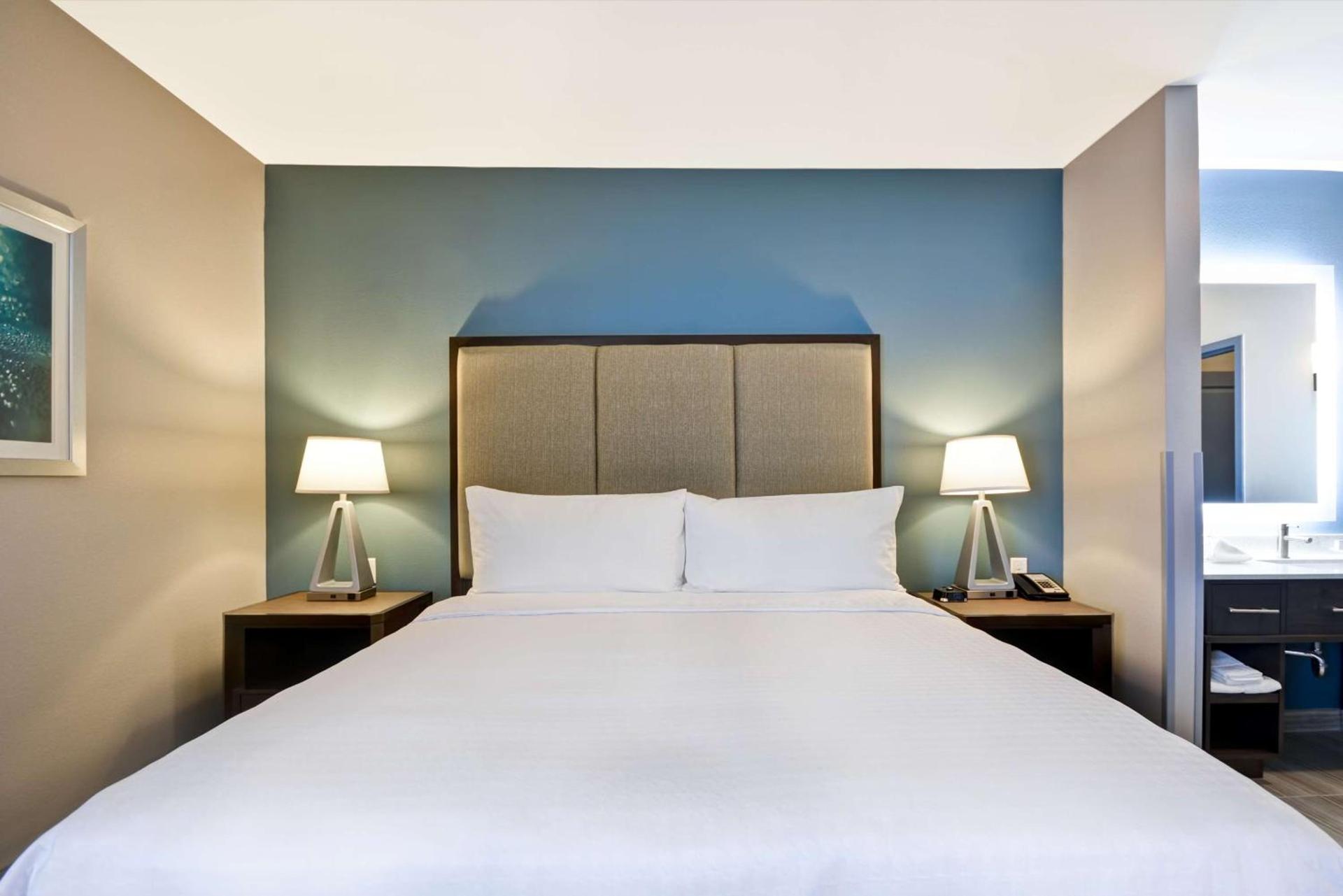 Homewood Suites by Hilton Conroe photo 16