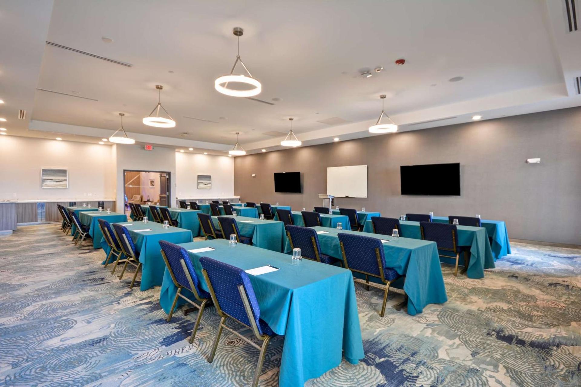 Homewood Suites by Hilton Conroe photo 26