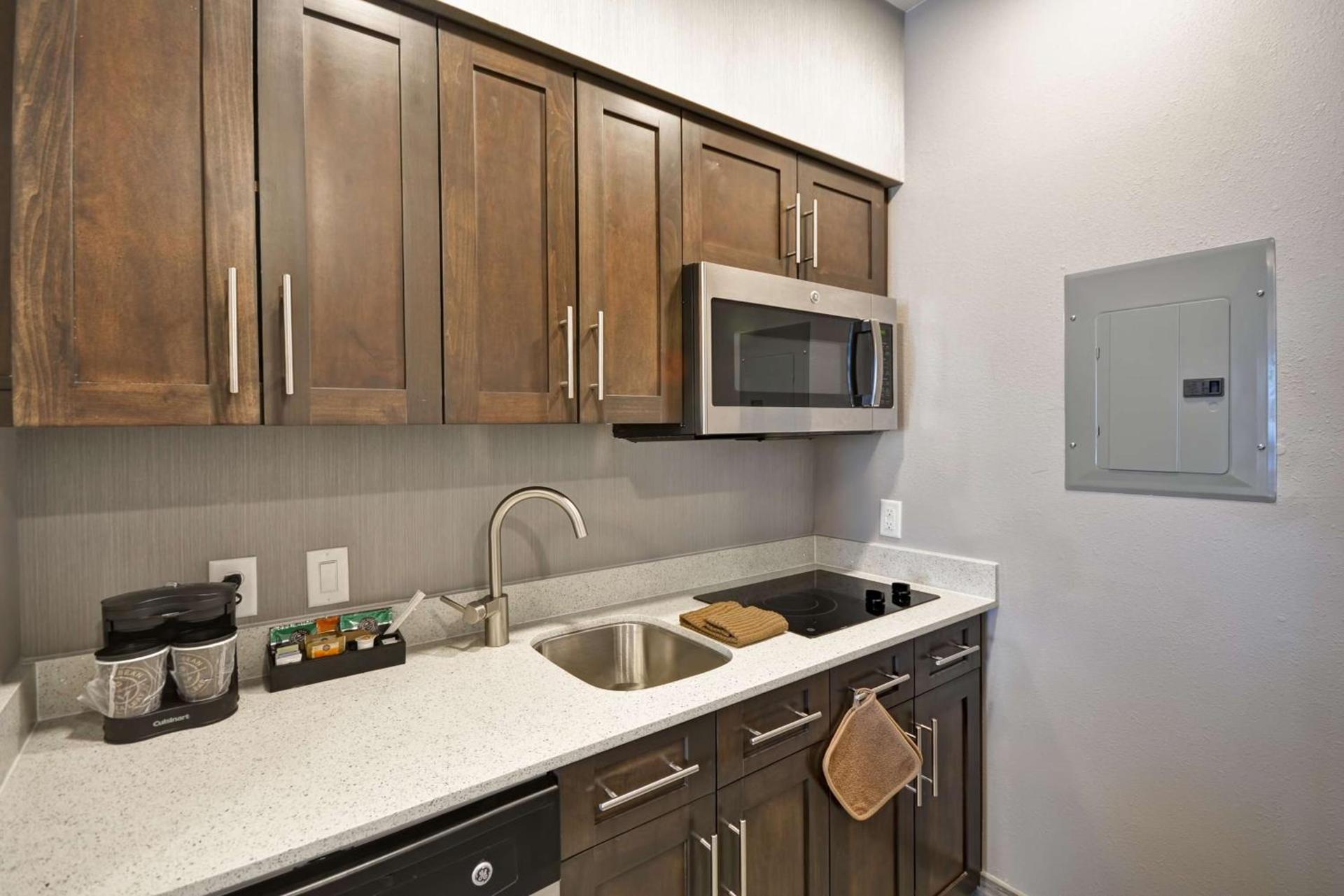 Homewood Suites by Hilton Conroe photo 34