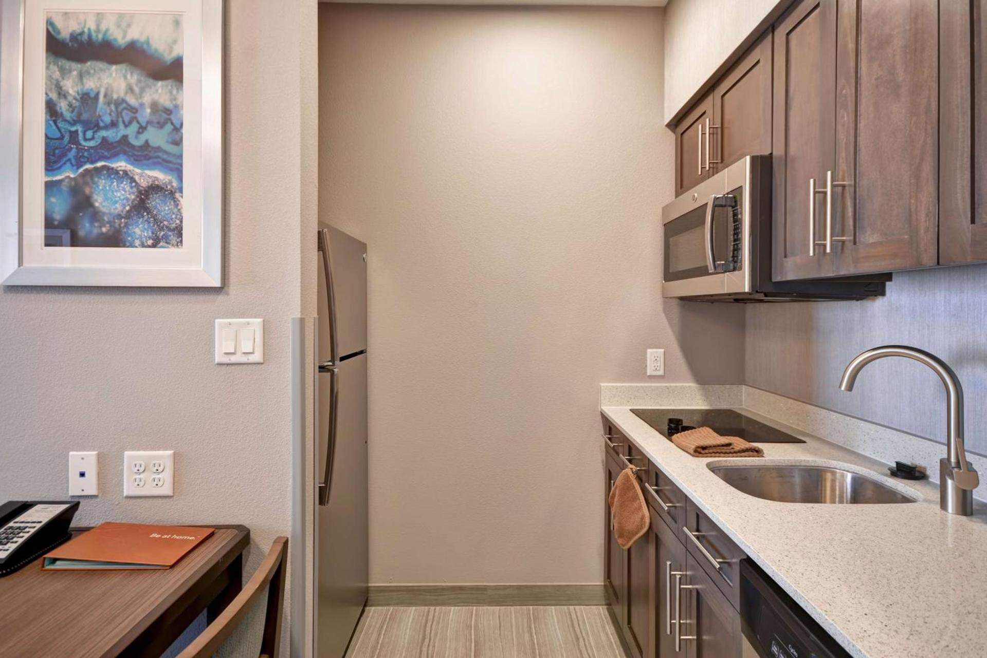 Homewood Suites by Hilton Conroe photo 41