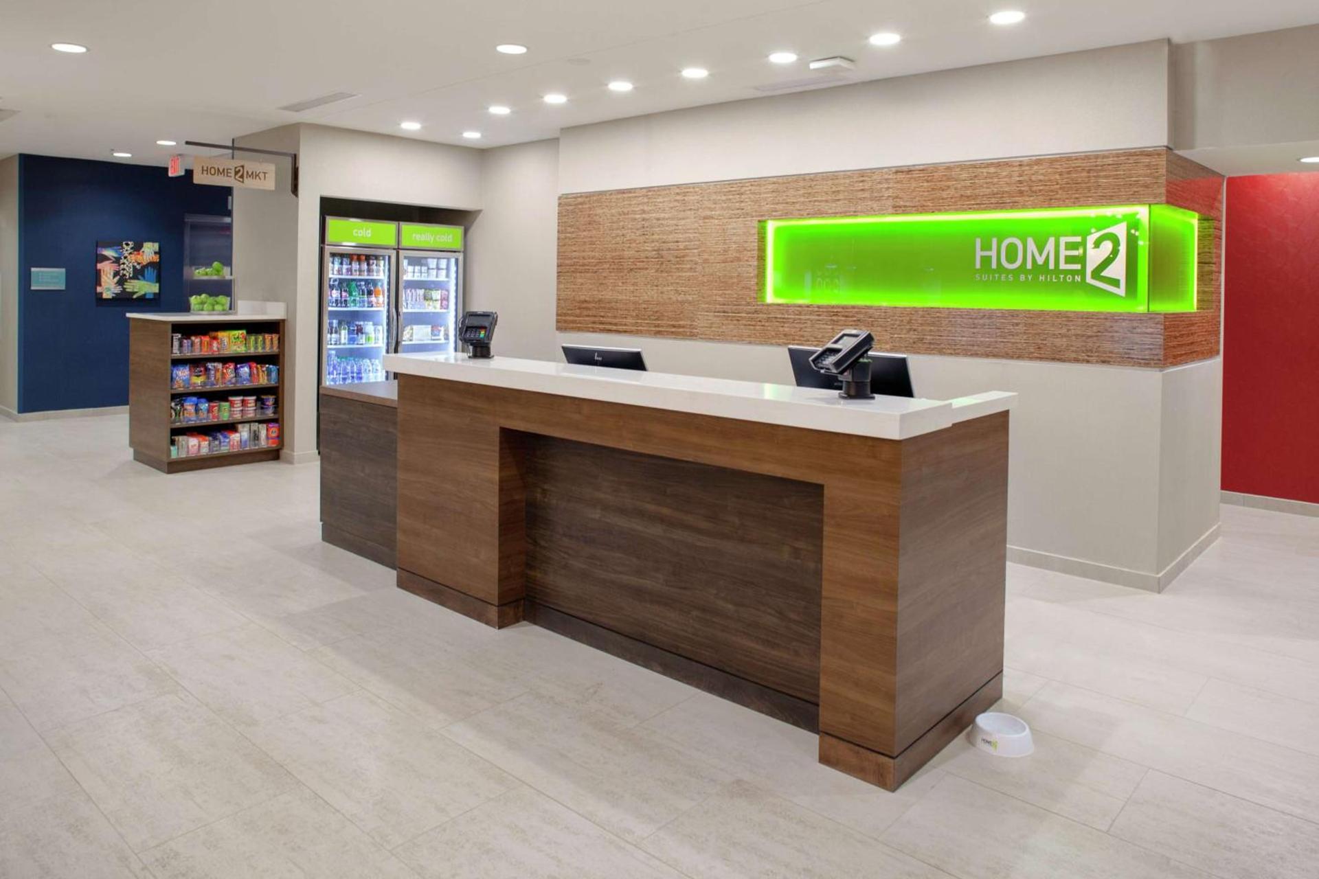 Home2 Suites by Hilton Bloomington photo 8