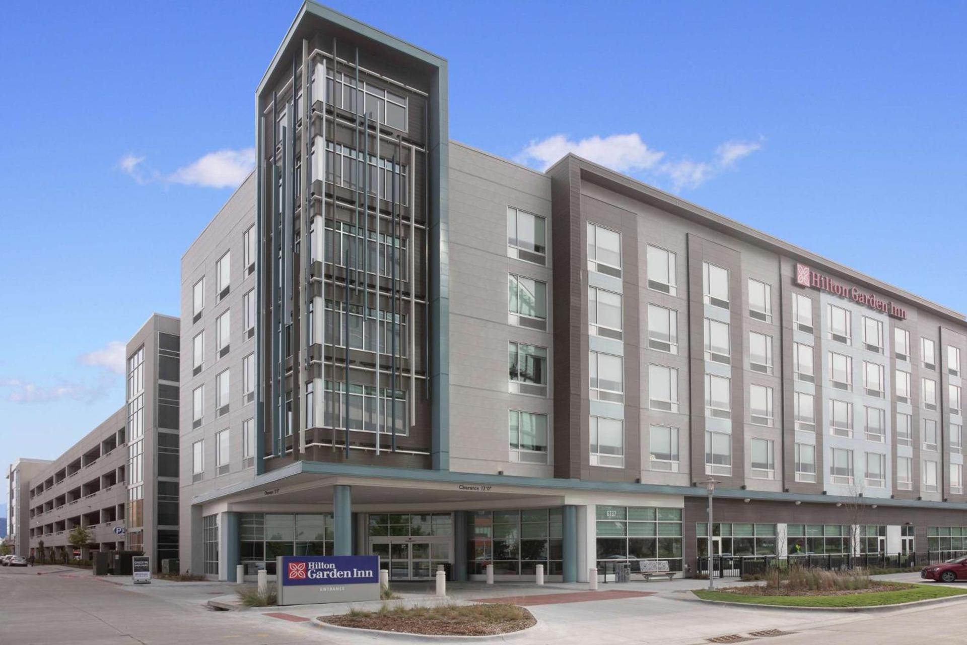 Hilton Garden Inn Omaha Aksarben Village photo 3