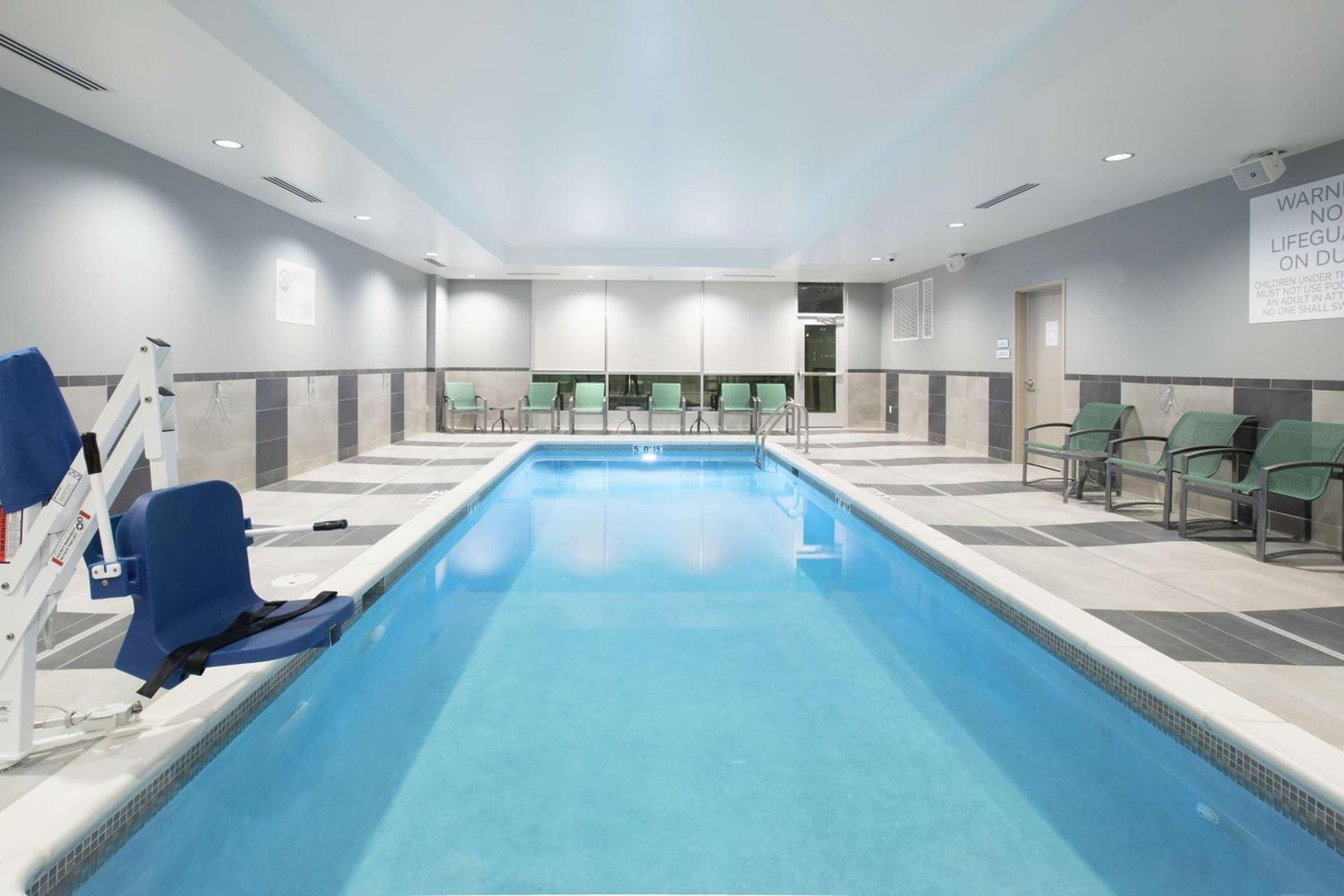 Hilton Garden Inn Omaha Aksarben Village photo 9