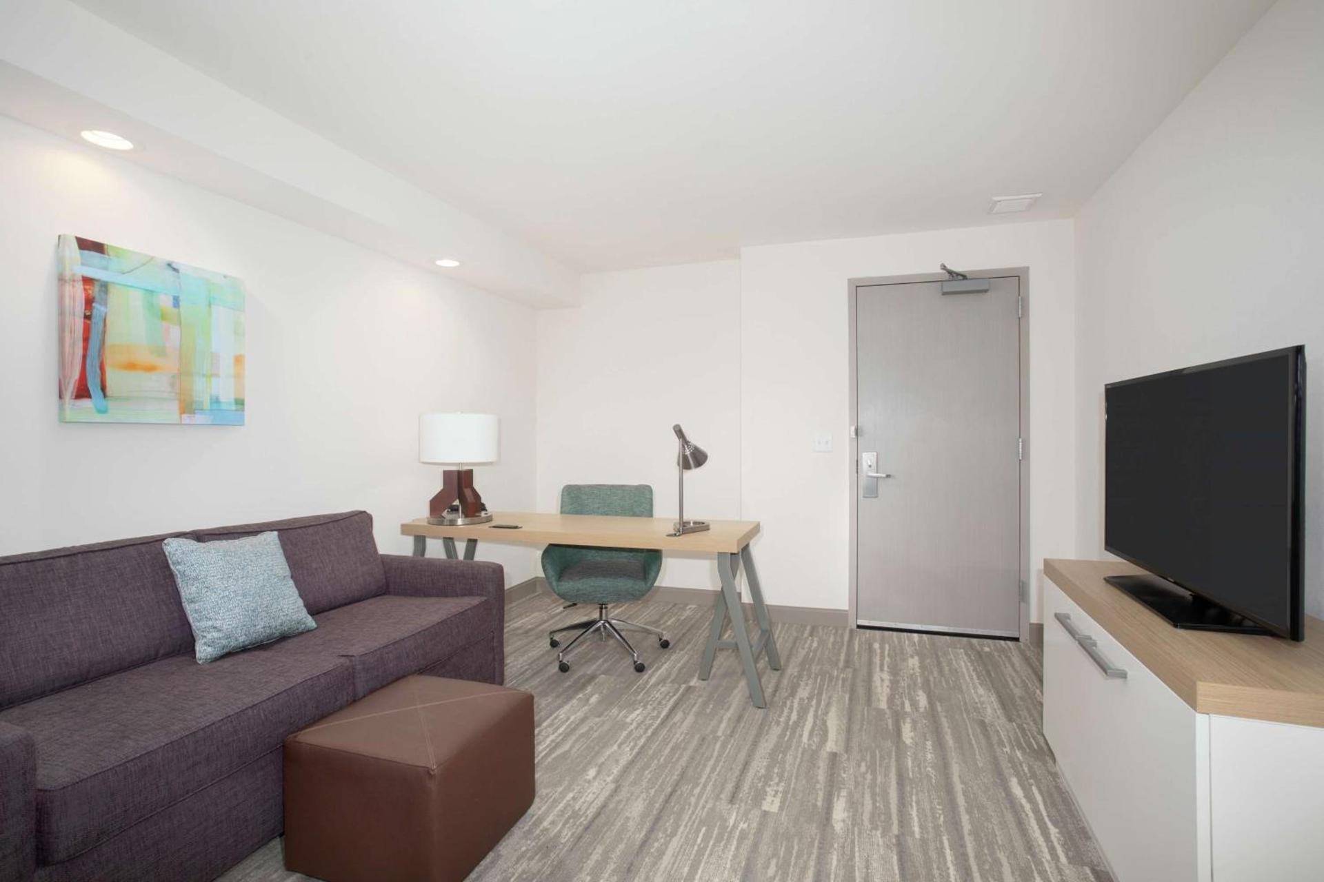 Hilton Garden Inn Omaha Aksarben Village photo 14